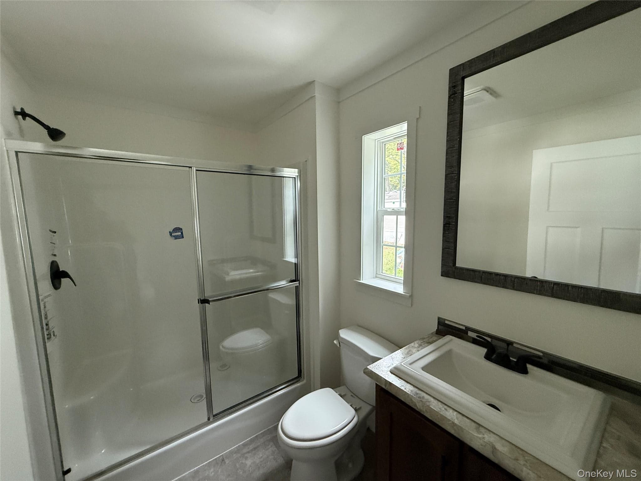 114 Forest Park (aka Hubert St) thumbnail 16