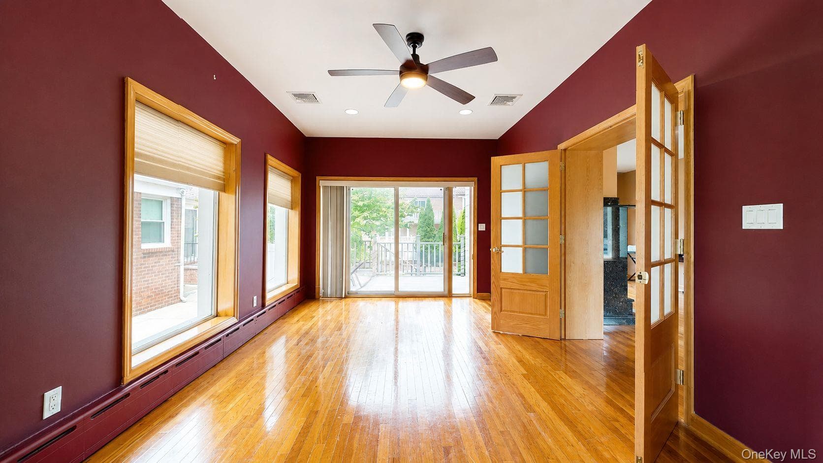 160-31 9th Avenue thumbnail 18