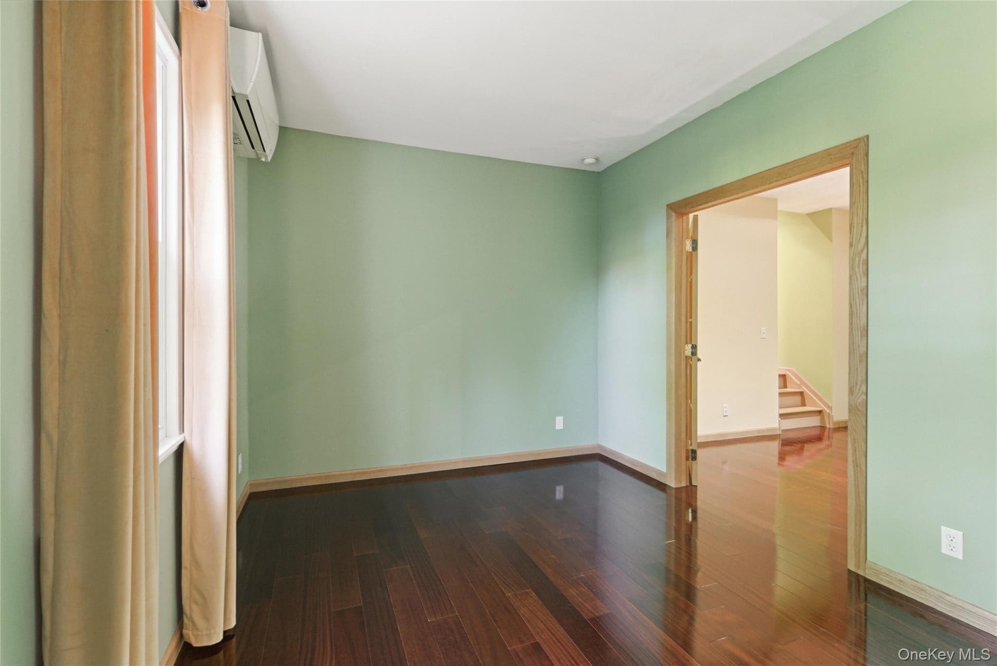 216 Catherine Street thumbnail 20