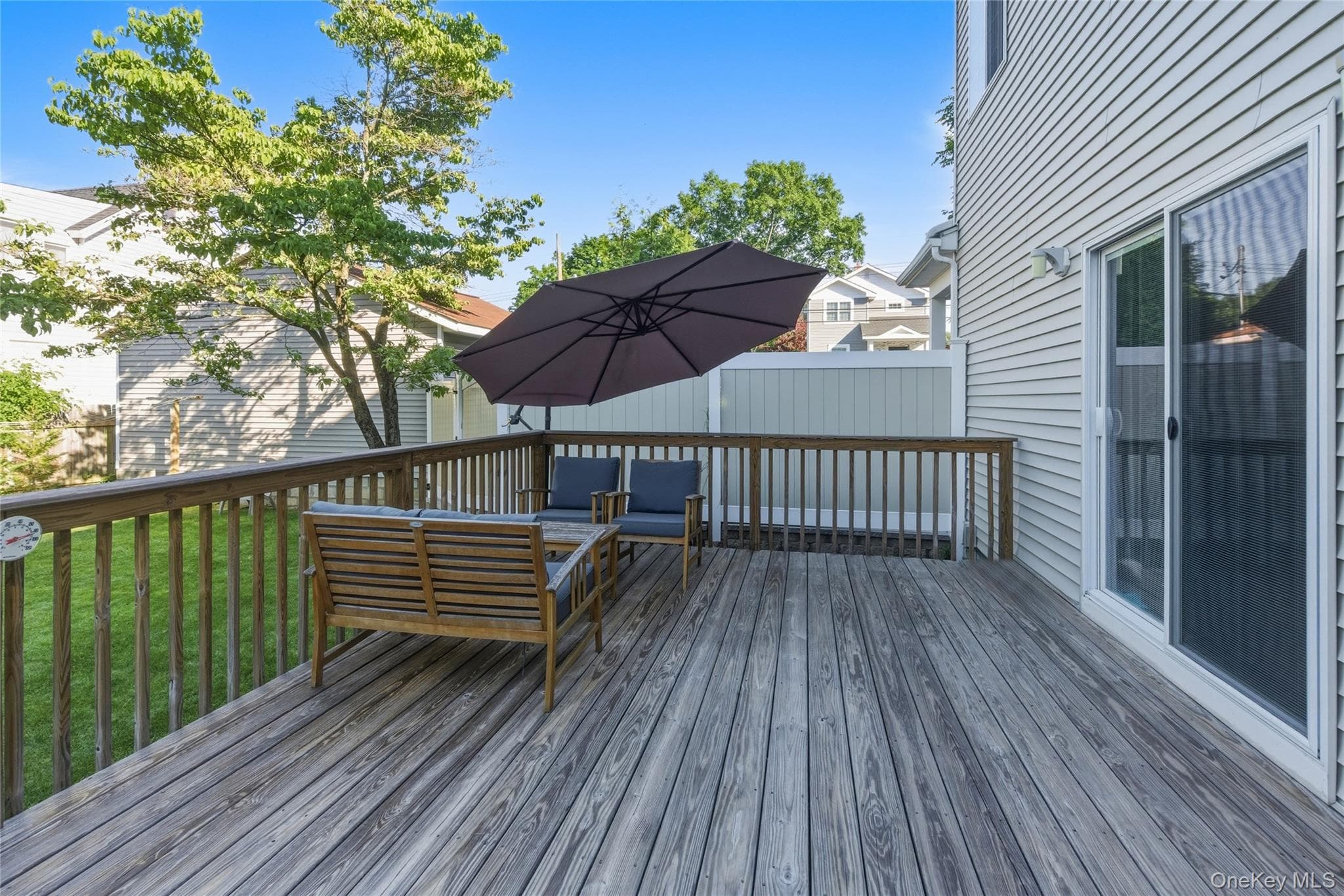 216 Catherine Street thumbnail 35