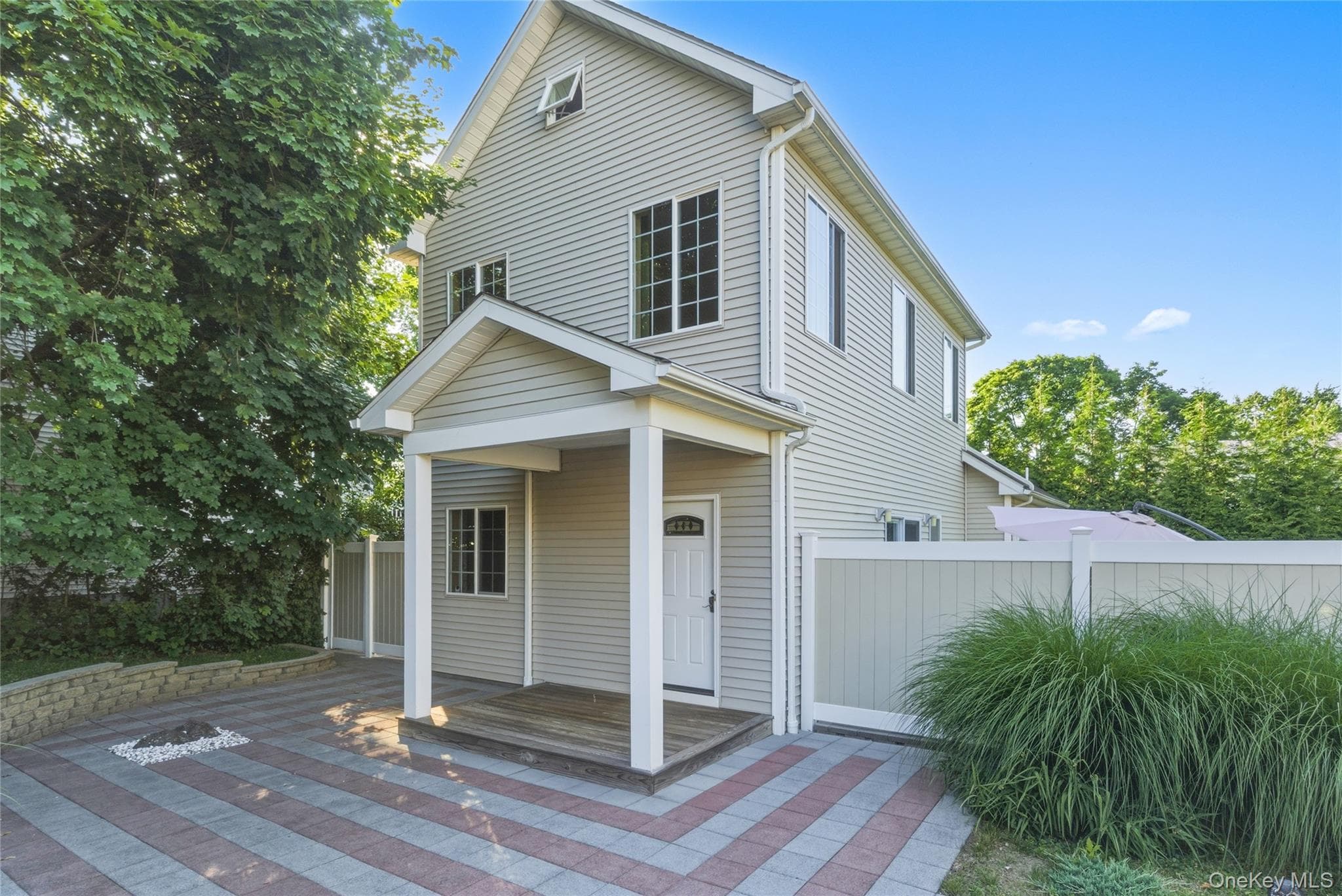 216 Catherine Street thumbnail 36
