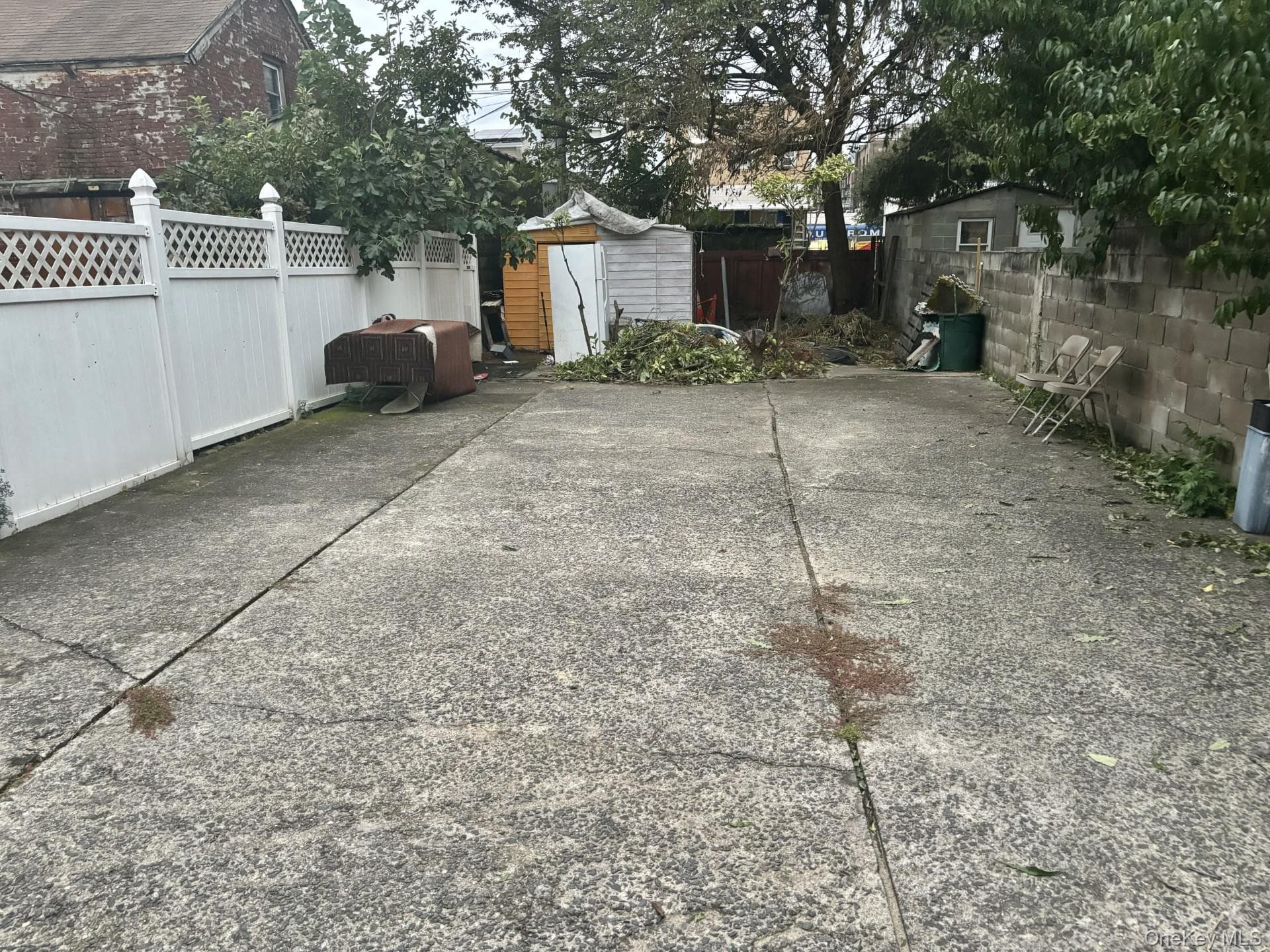 206 Logan Street thumbnail 20