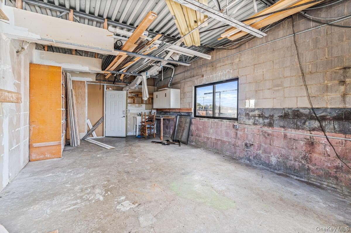 75 Windsor Avenue thumbnail 39