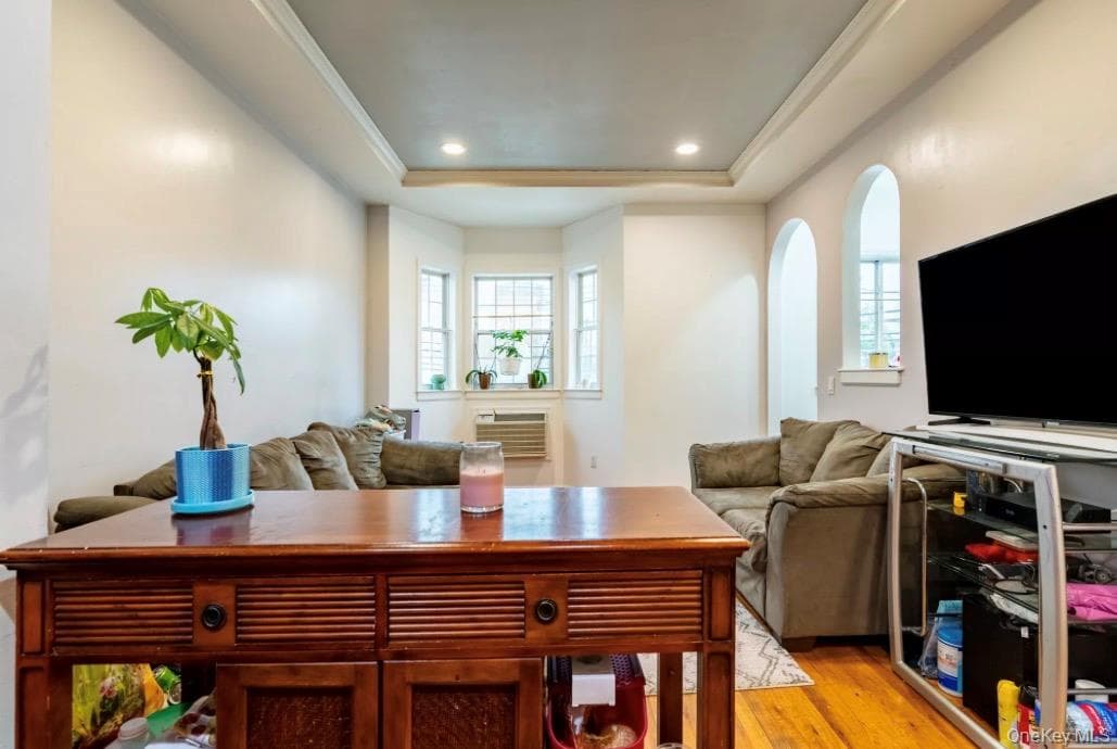 1496 Hicks Street thumbnail 15