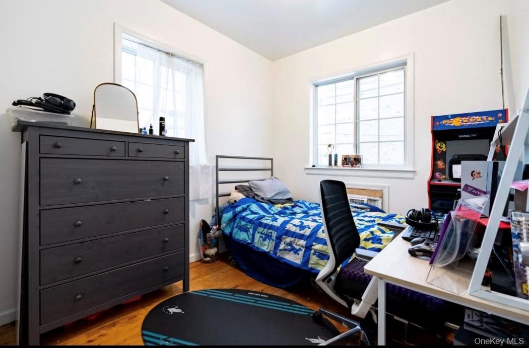 1496 Hicks Street thumbnail 19
