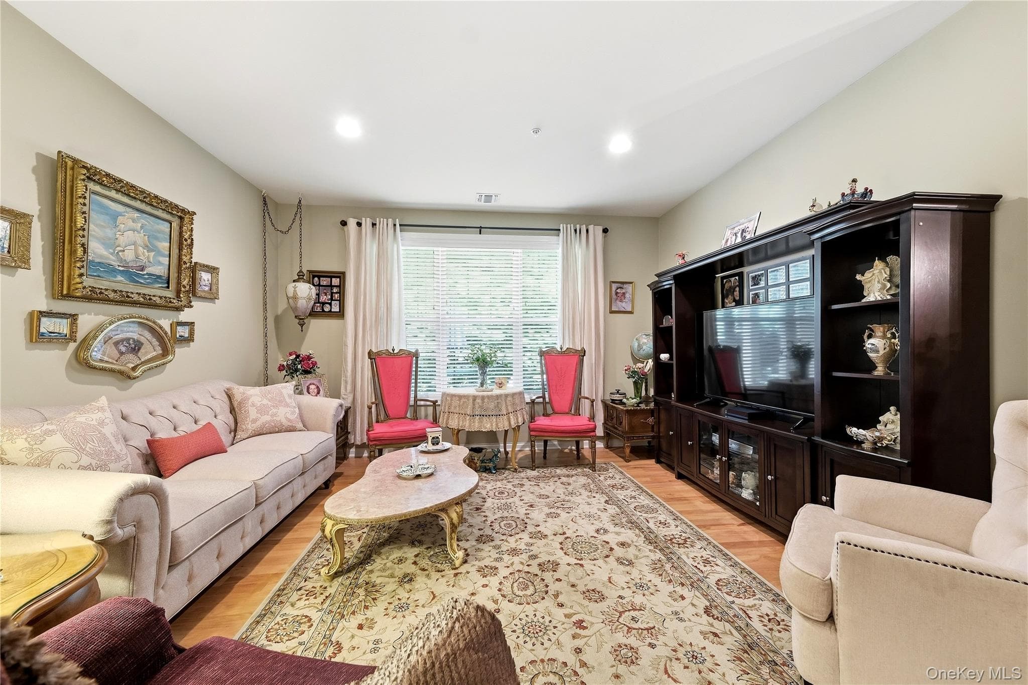 163 Symphony Drive thumbnail 19