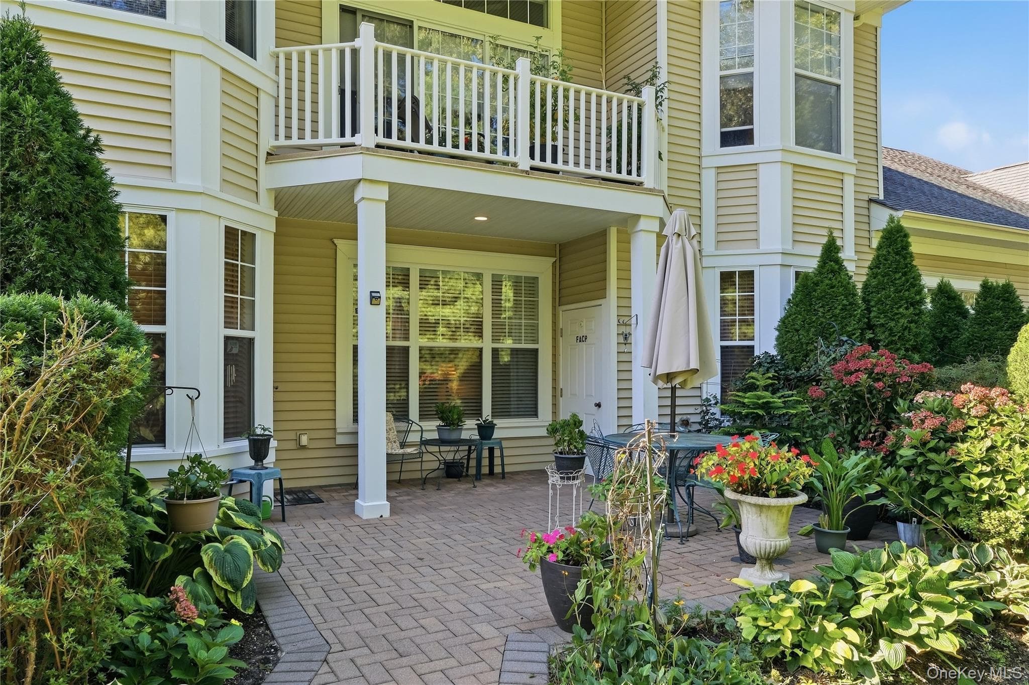 163 Symphony Drive thumbnail 6