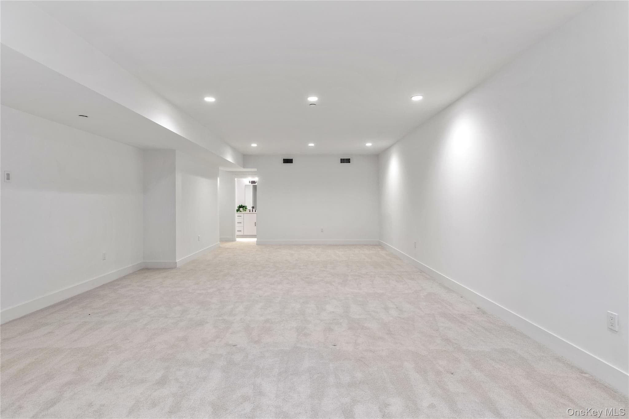 1 Sequoia Circle thumbnail 40