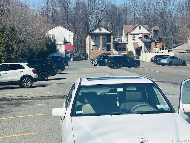 630 Anderson Hill Road thumbnail 4
