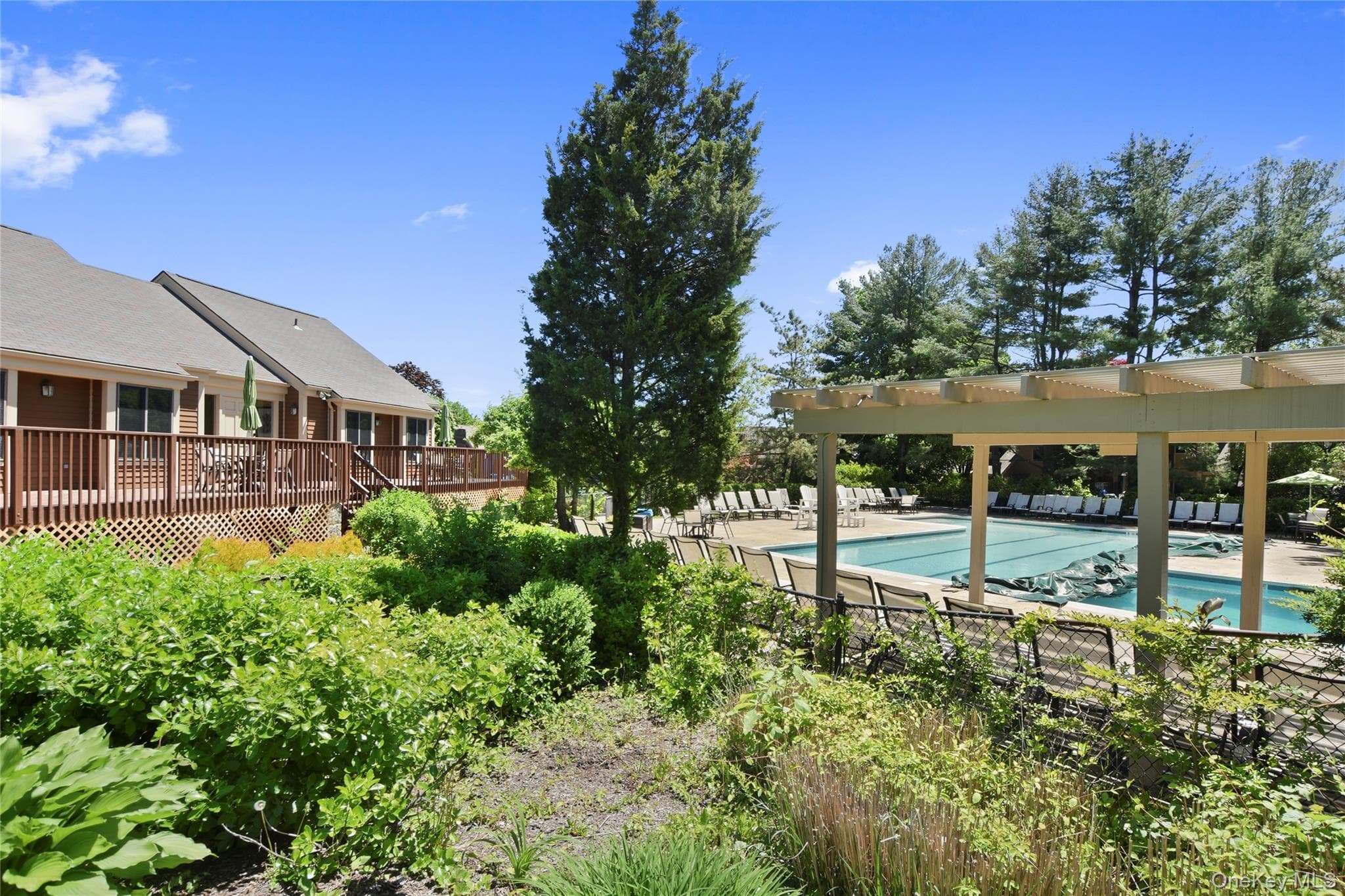 192 Ivy Hill Crescent thumbnail 28