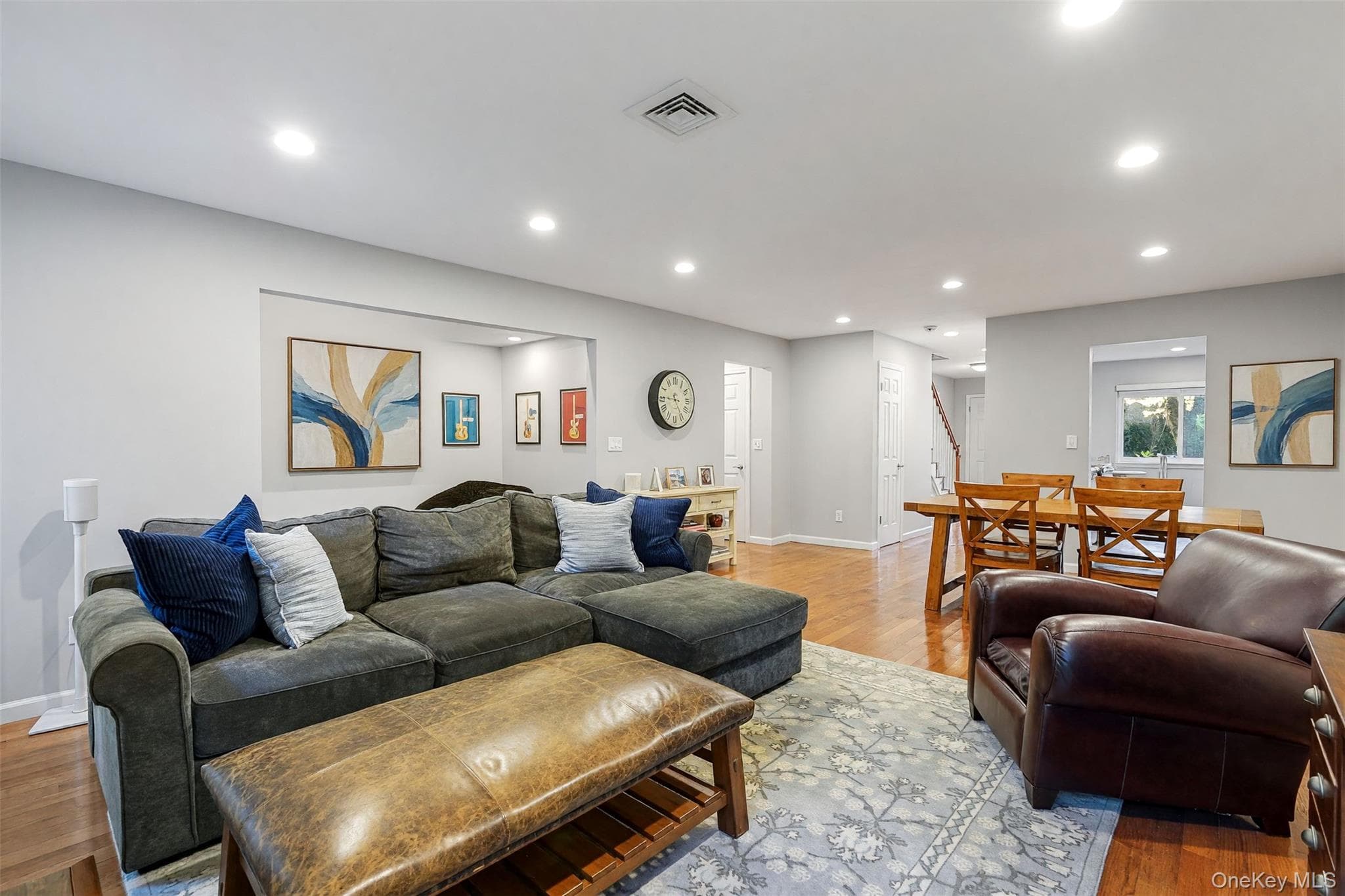192 Ivy Hill Crescent thumbnail 6