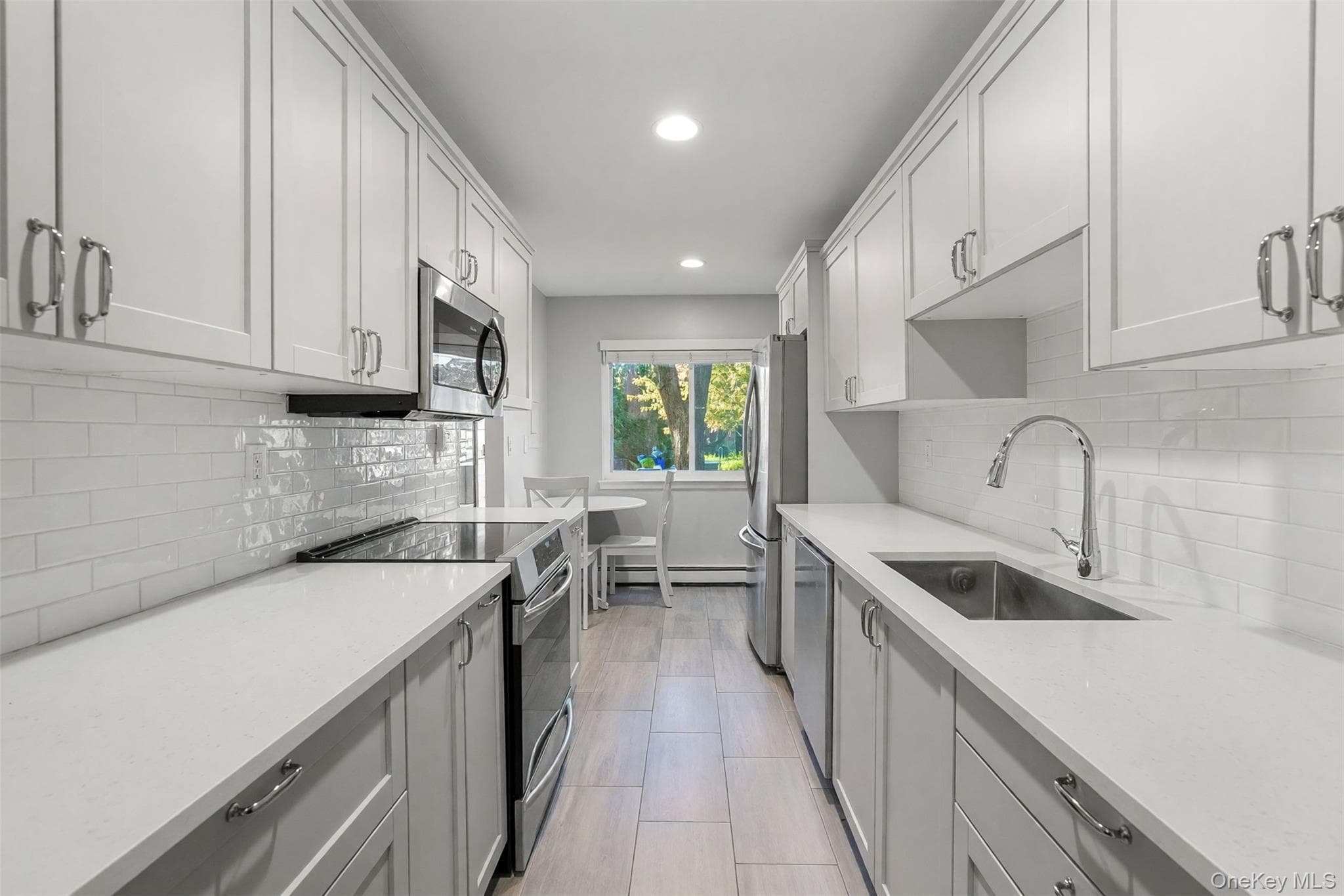 192 Ivy Hill Crescent thumbnail 10