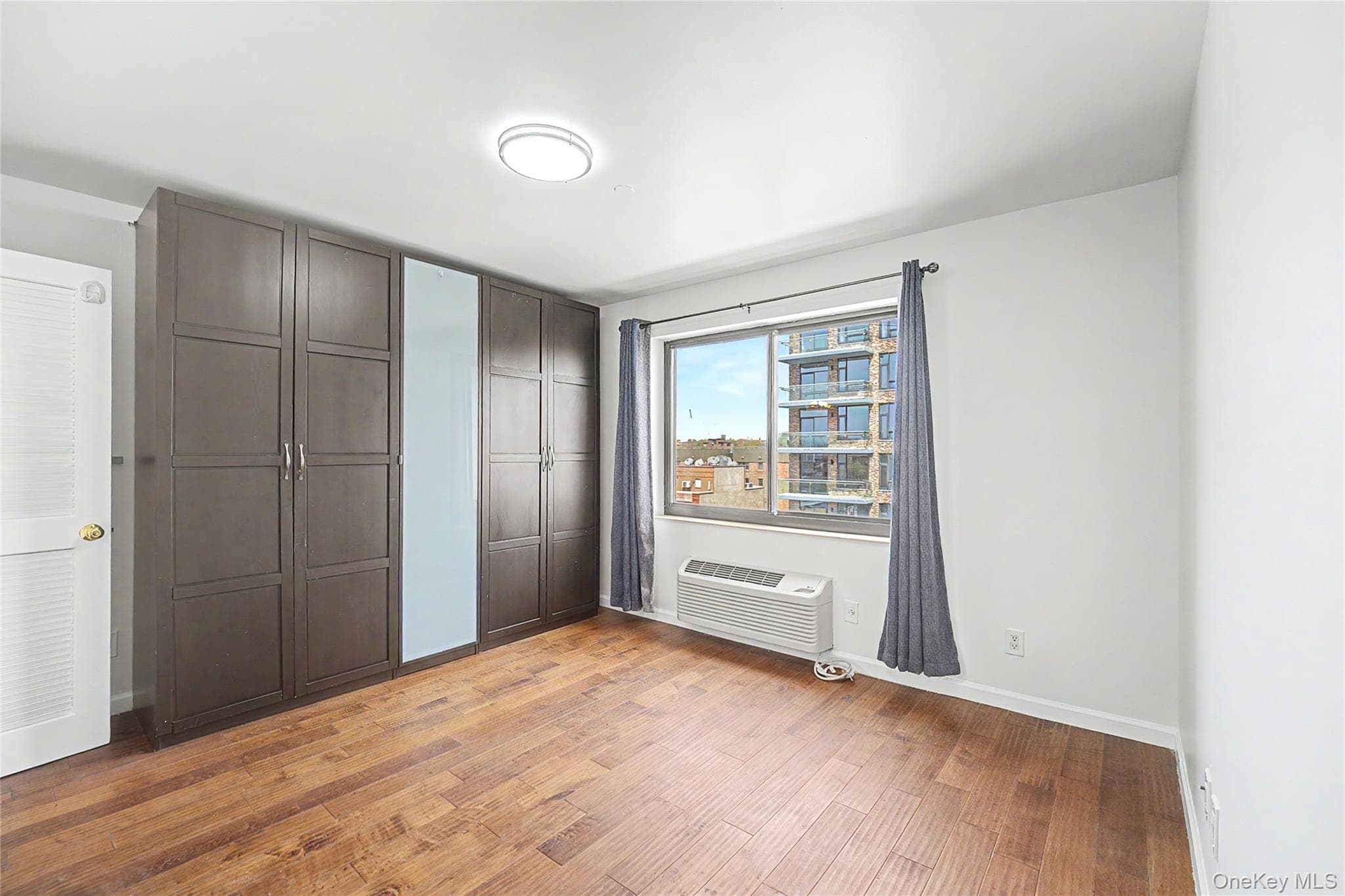 3138 137th Street Unit: 7B thumbnail 6