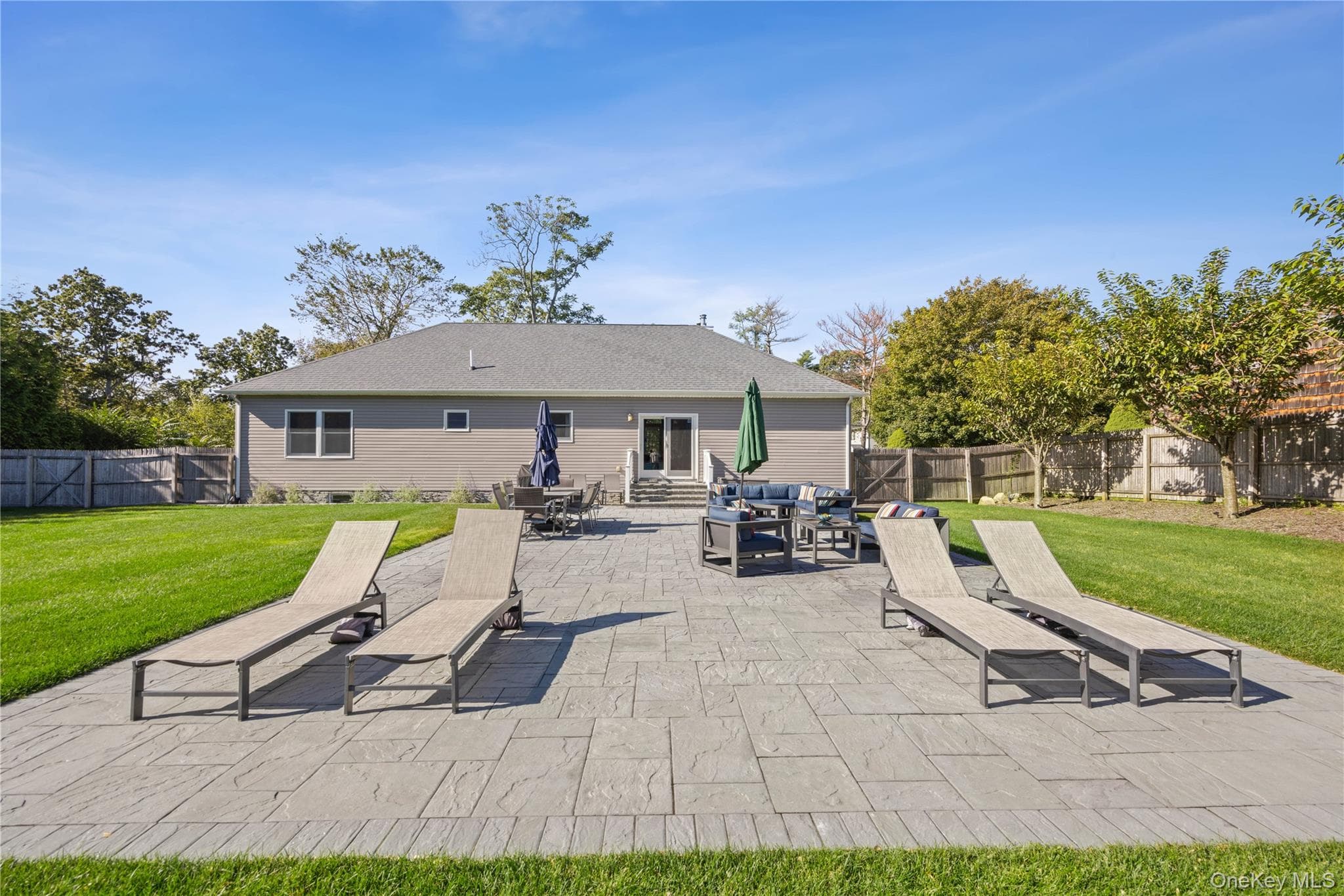 380 Homestead Way thumbnail 31