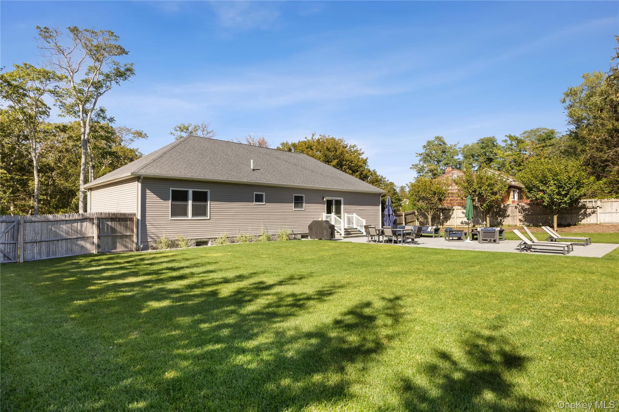 380 Homestead Way thumbnail 33