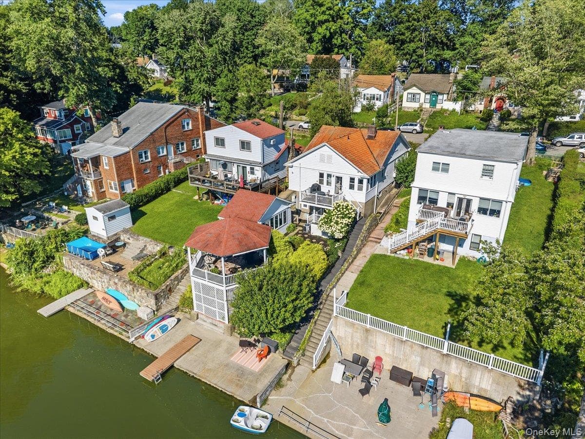 65 Lake Drive thumbnail 10