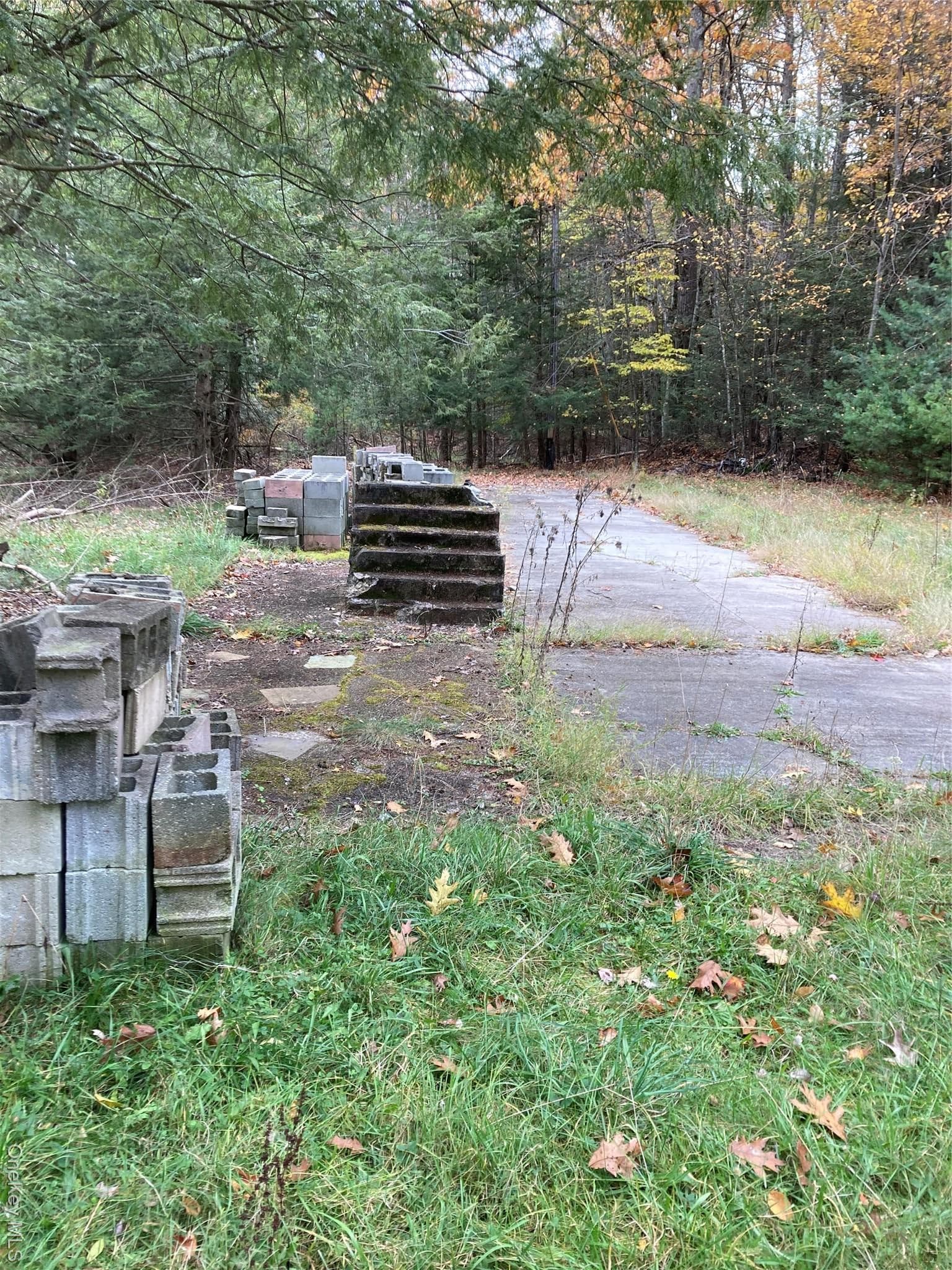 403 & 405 Rock Hill Drive thumbnail 10