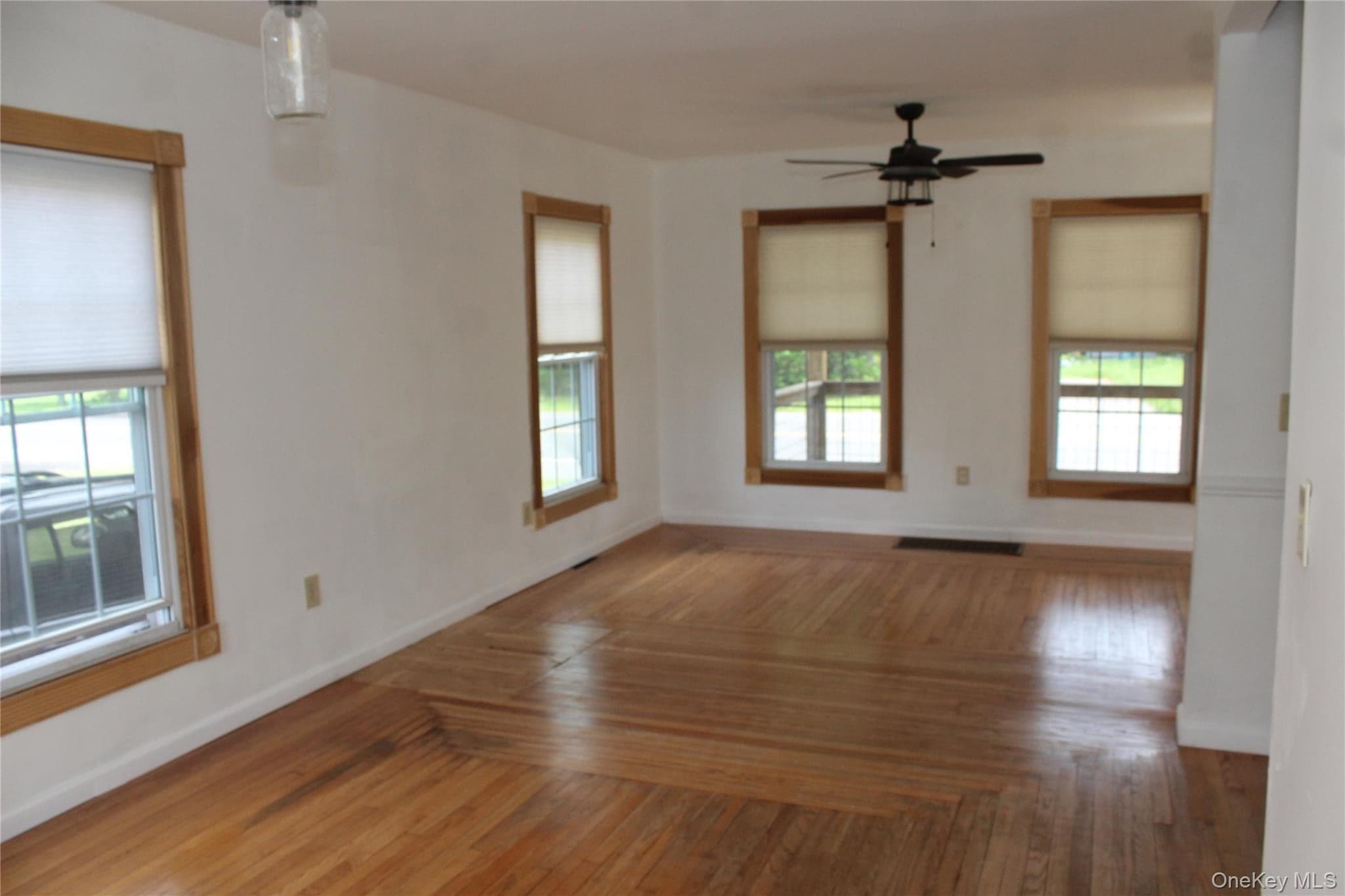 295 Lucas Avenue thumbnail 16