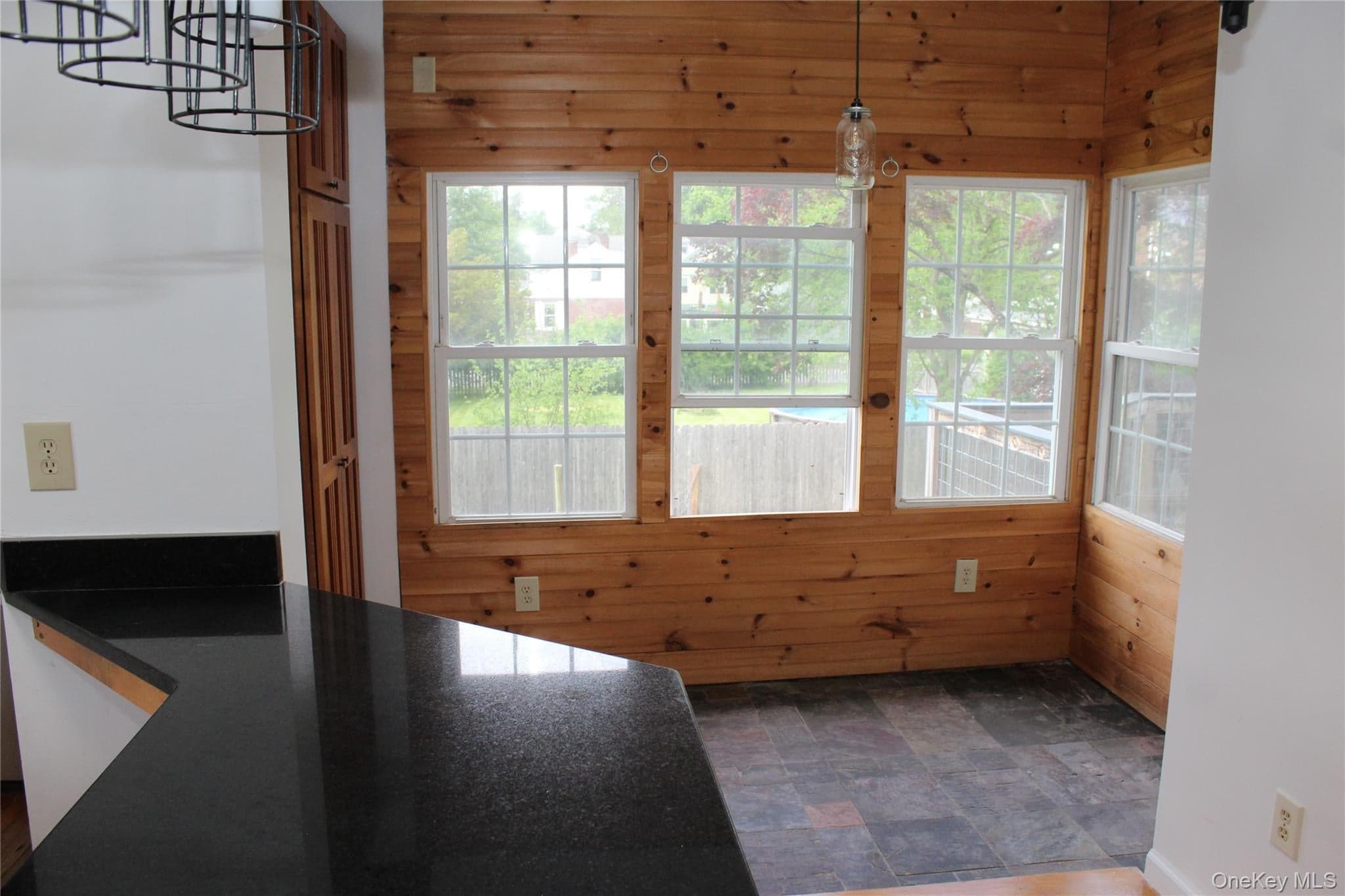 295 Lucas Avenue thumbnail 13