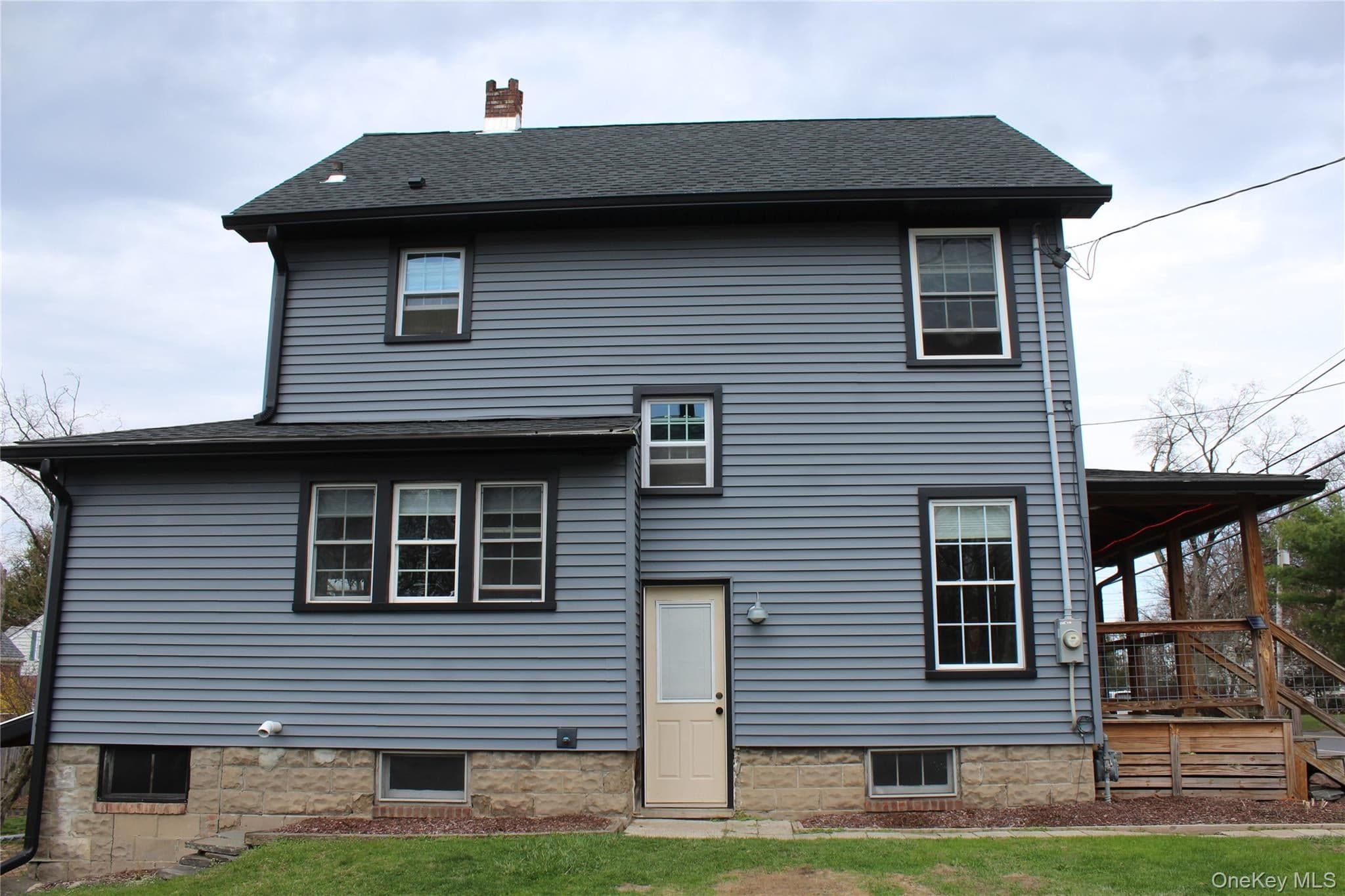 295 Lucas Avenue thumbnail 3