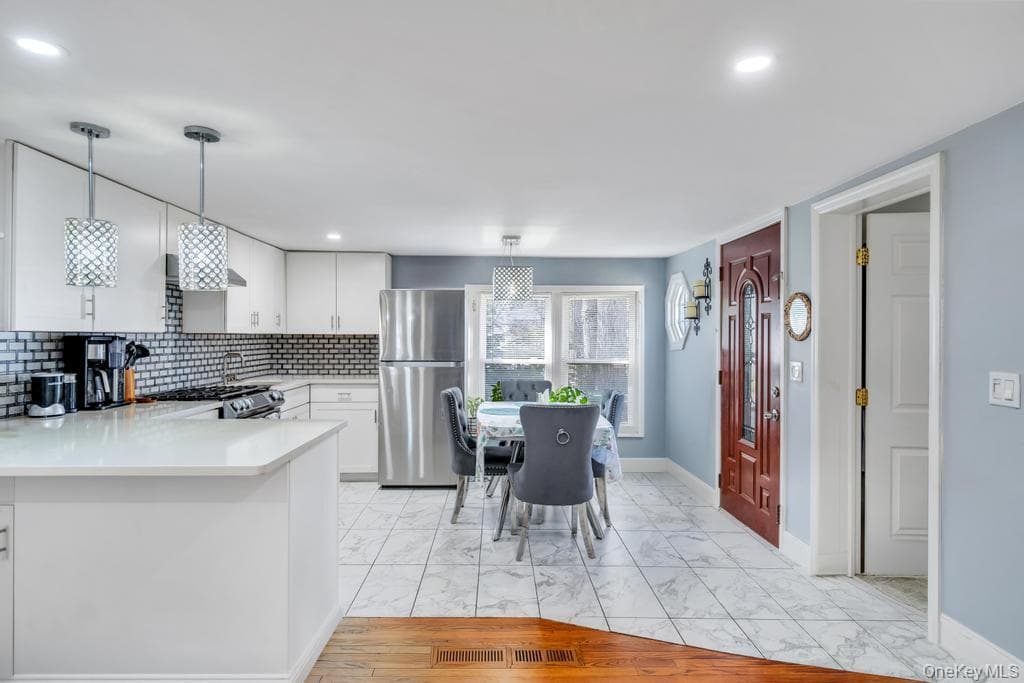 229 W Montauk Highway Unit: 87A thumbnail 5