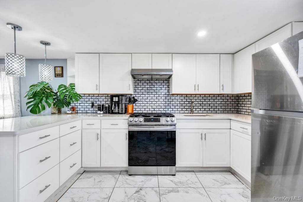 229 W Montauk Highway Unit: 87A thumbnail 7