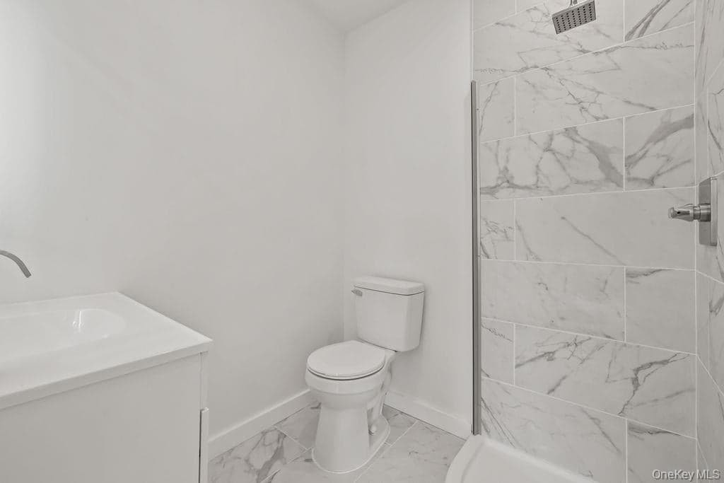 7 Clinton Place thumbnail 22