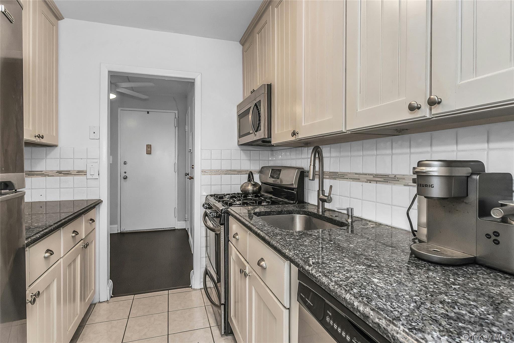 135 Post Avenue Unit: 6B thumbnail 13