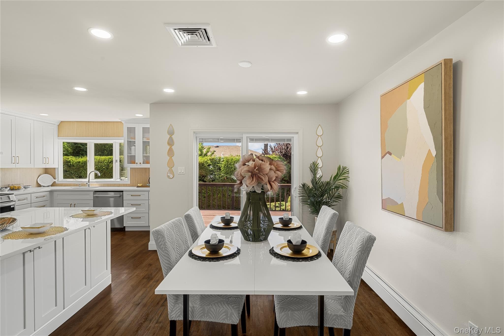 3260 Shore Road thumbnail 9