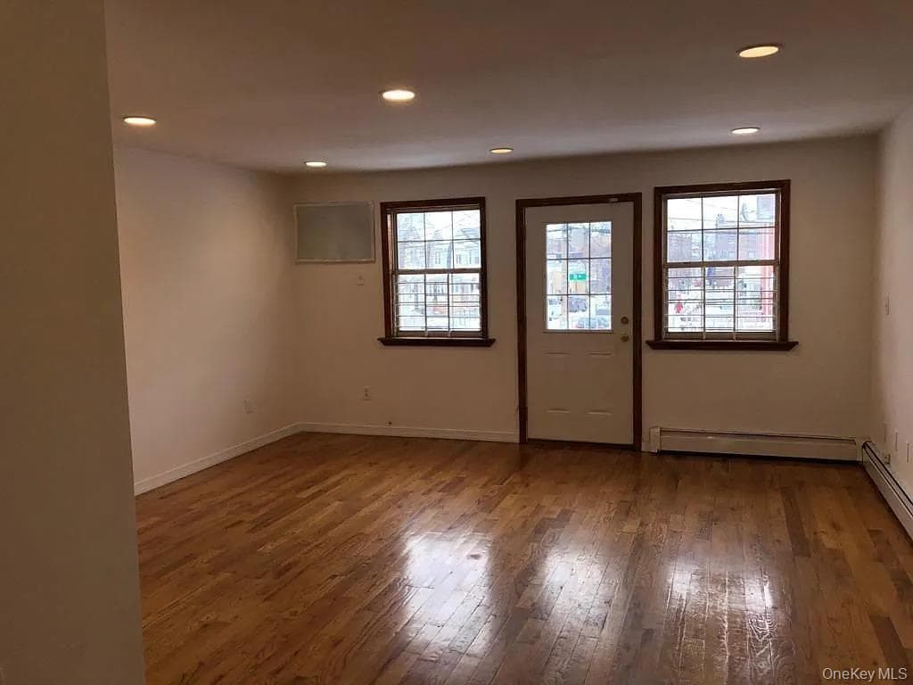 17225 91st Avenue thumbnail 5
