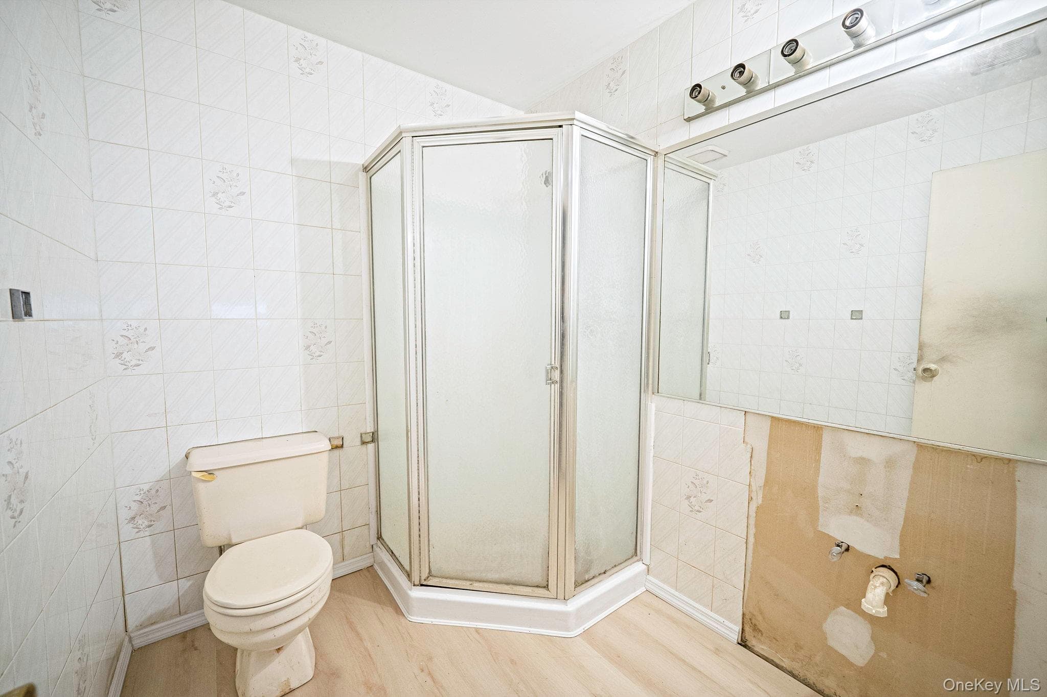 241 Birchwood Road thumbnail 16