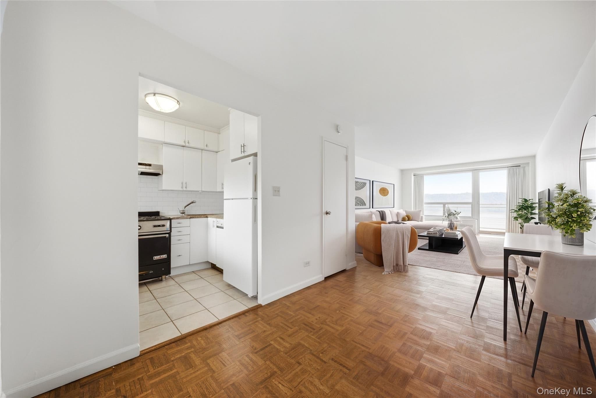 2575 Palisade Avenue Unit: 11J thumbnail 2