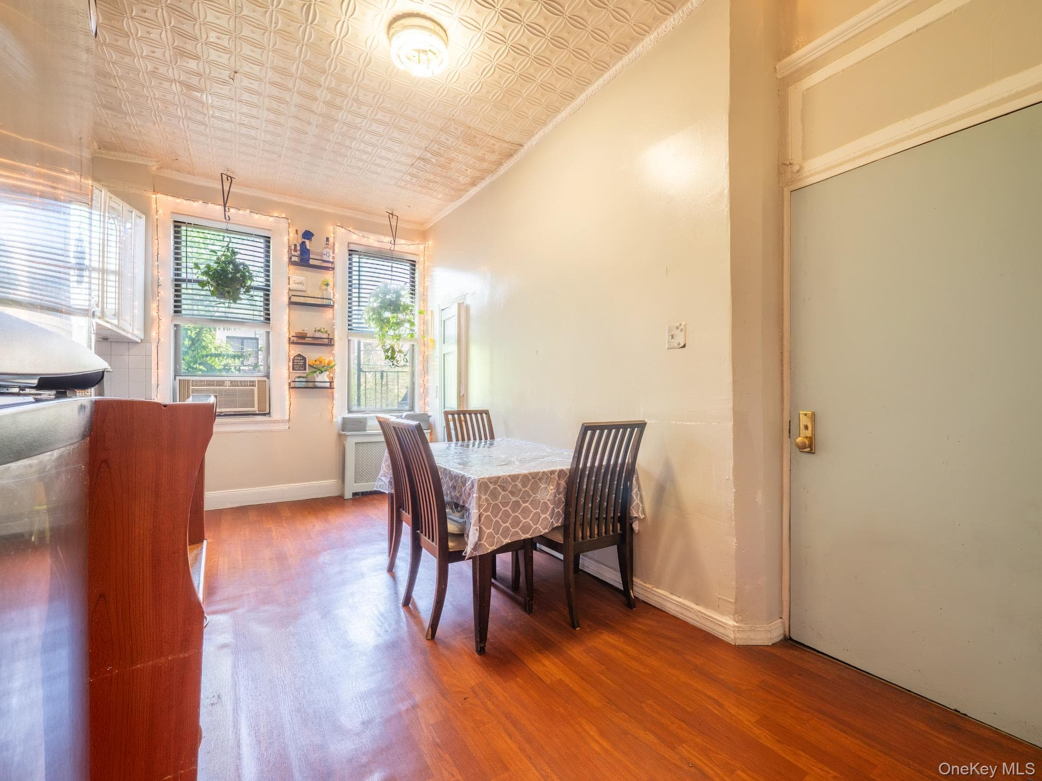 236 Suydam Street thumbnail 16