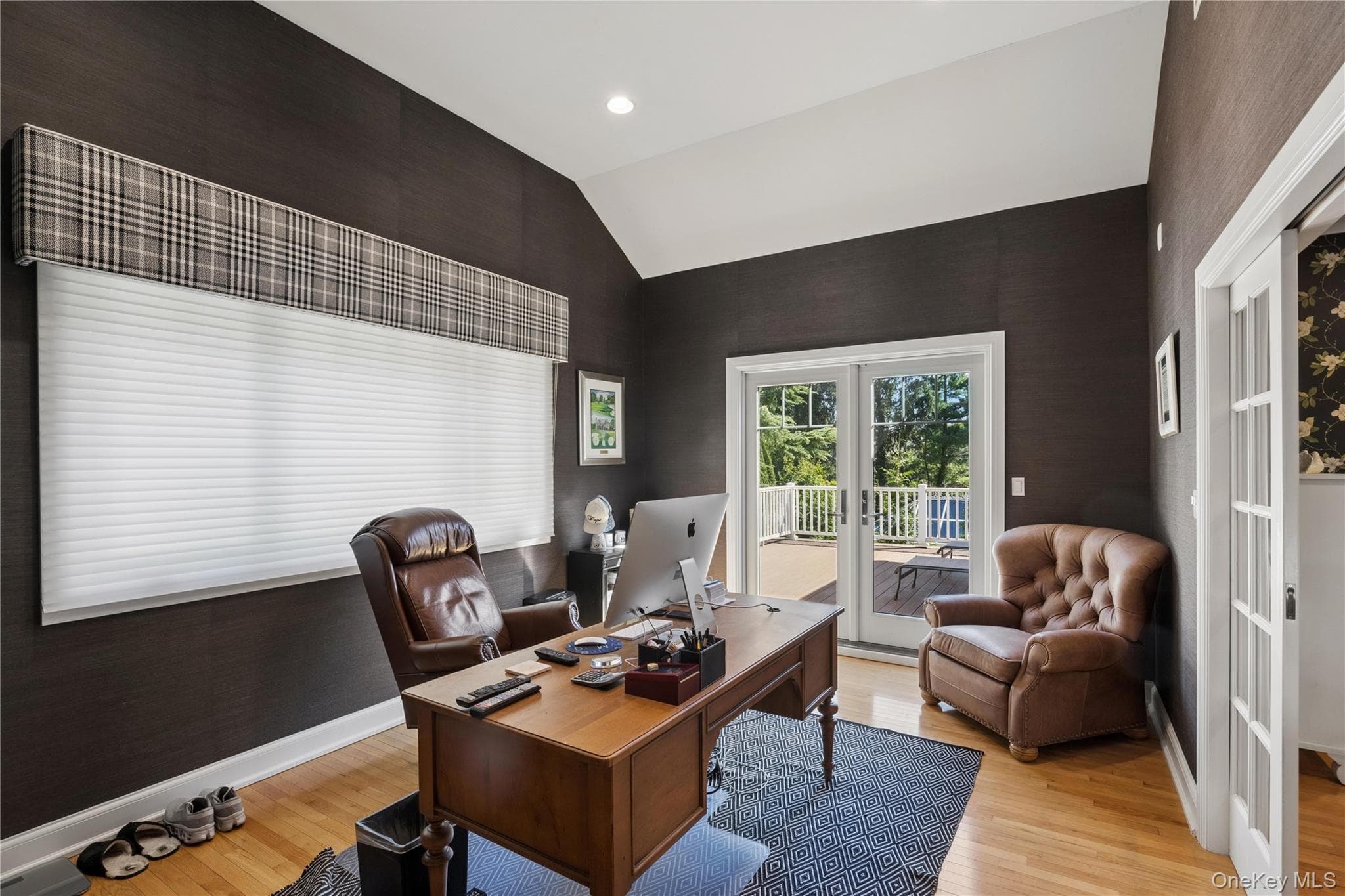 14 Esmond Avenue thumbnail 27