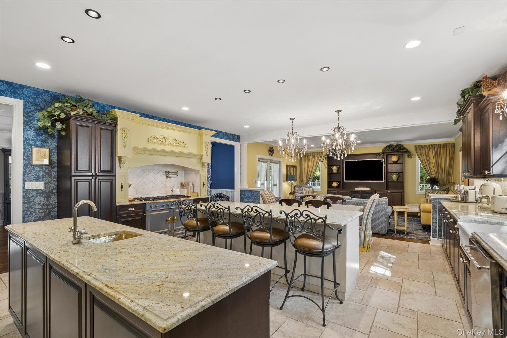 14 Esmond Avenue thumbnail 12
