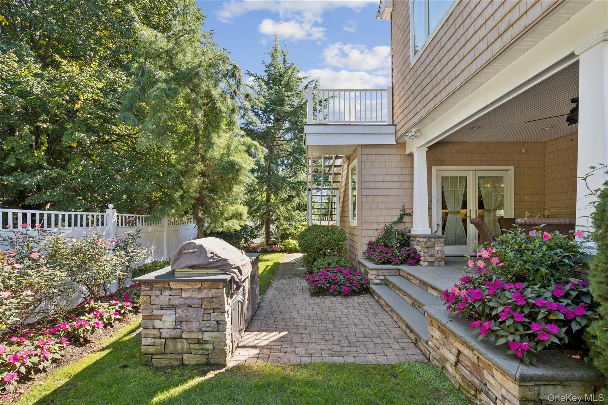 14 Esmond Avenue thumbnail 34