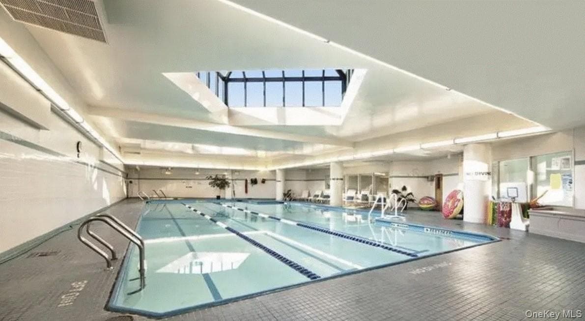 1 Irving Place Unit: U17H thumbnail 12