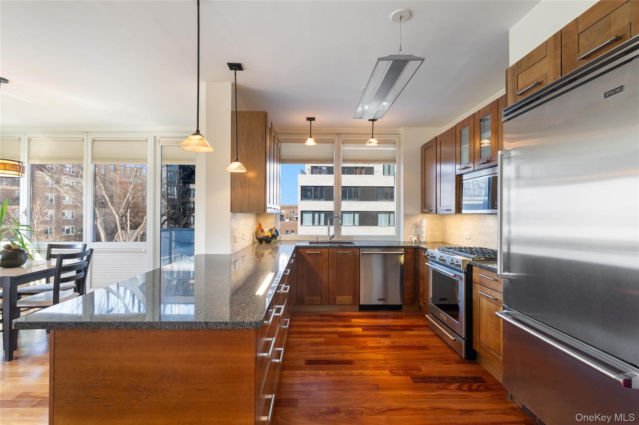 640 W 237th Street Unit: 4C thumbnail 3