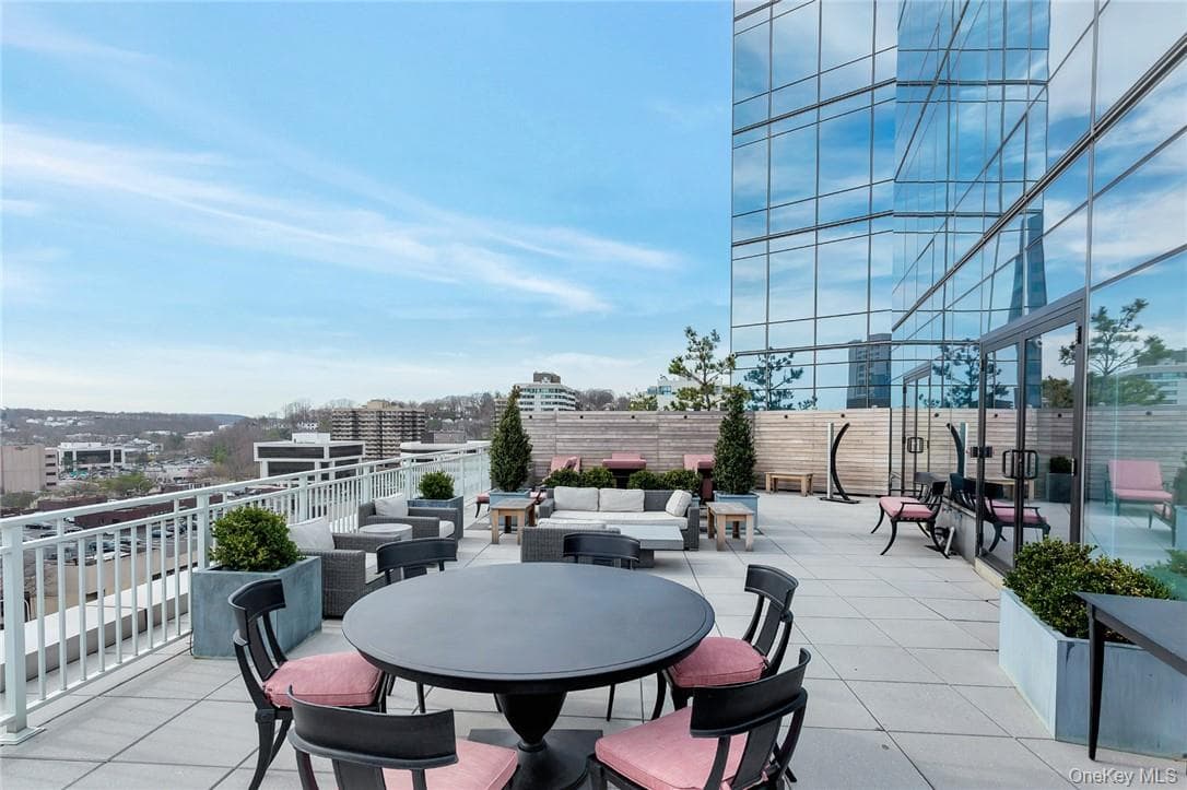 5 Renaissance Square Unit: PH40C thumbnail 23