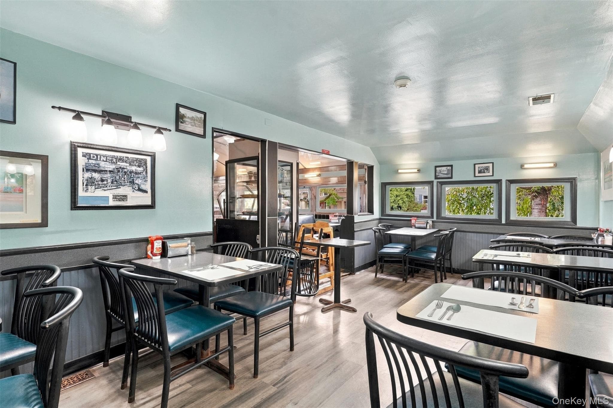 7550 N Broadway thumbnail 16