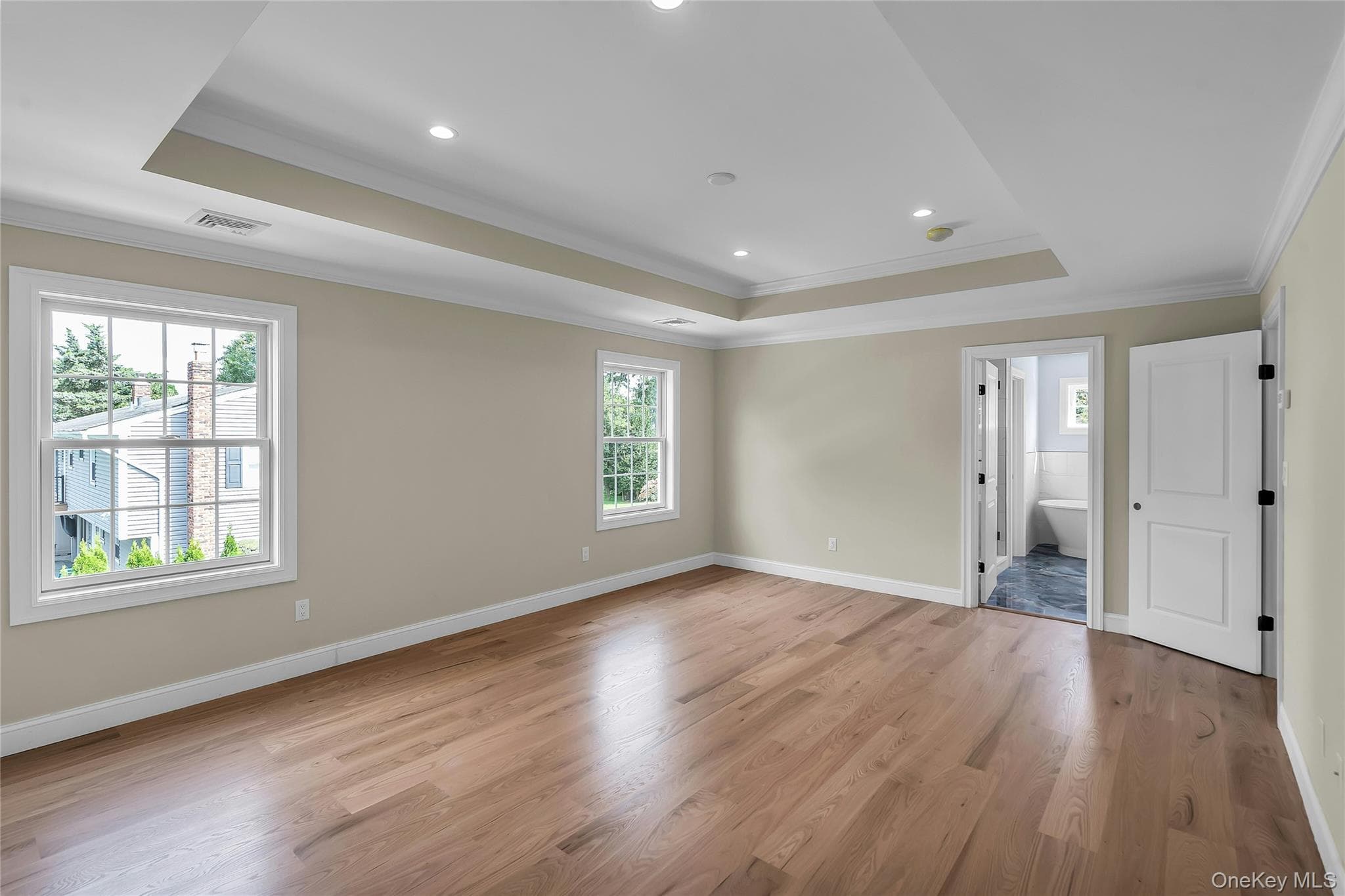 52 Linden Avenue thumbnail 23