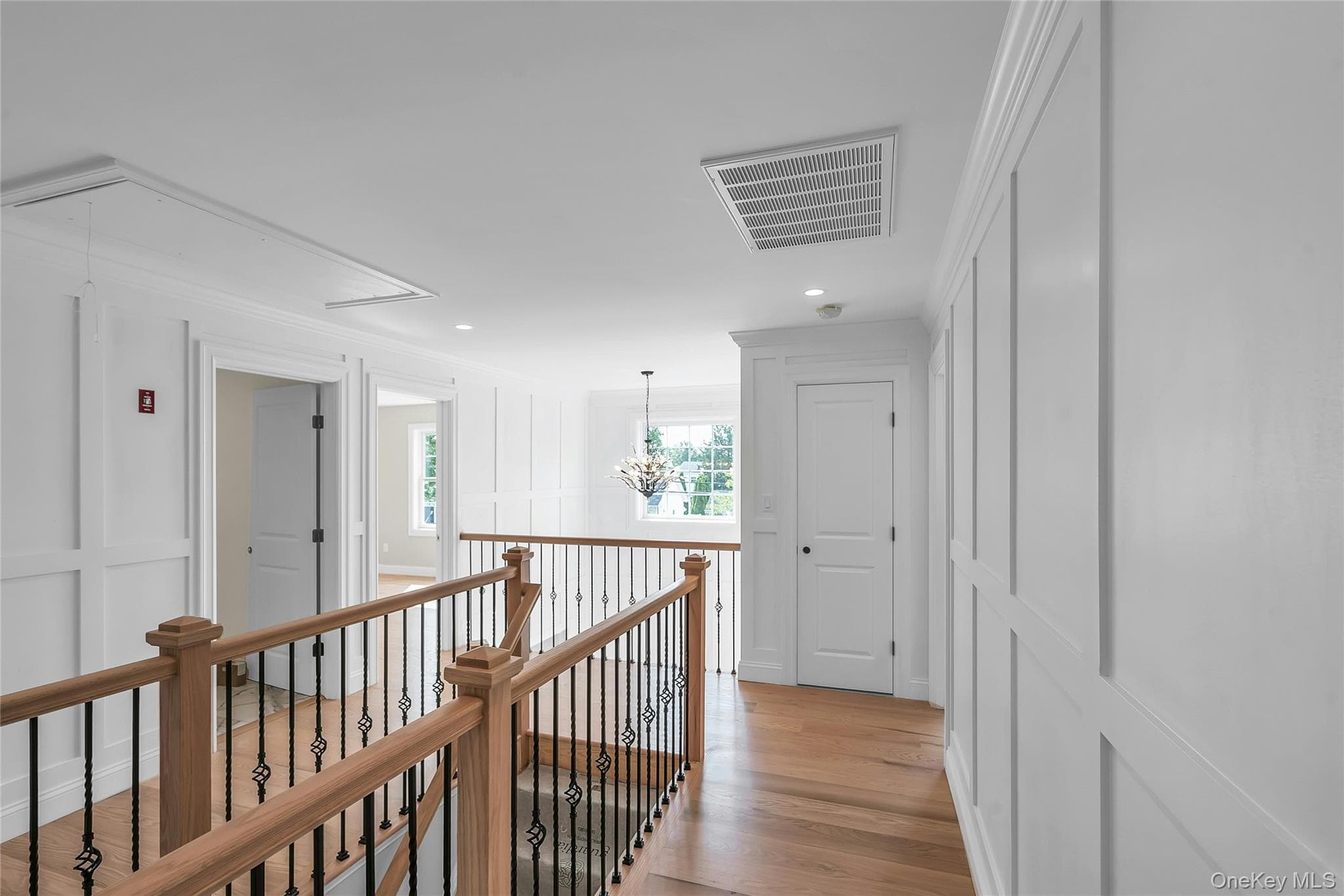 52 Linden Avenue thumbnail 27