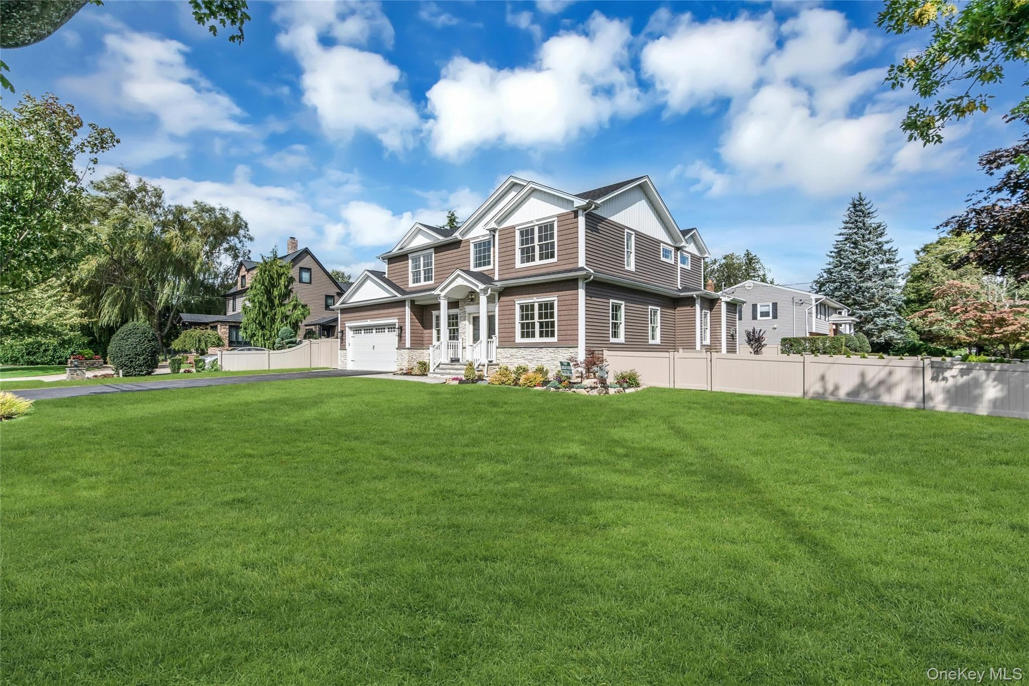 52 Linden Avenue thumbnail 2