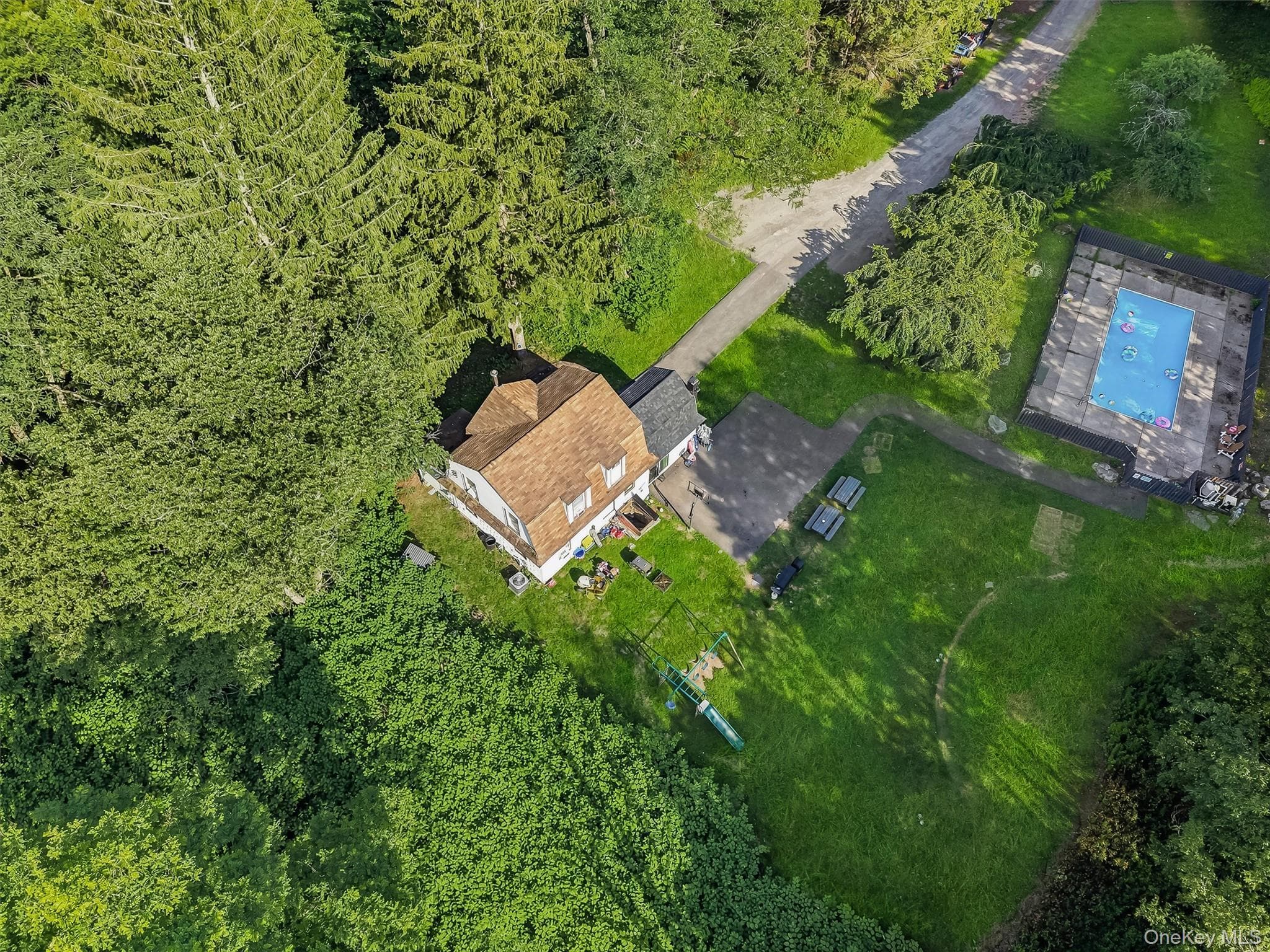 412 Old Monticello Road thumbnail 2