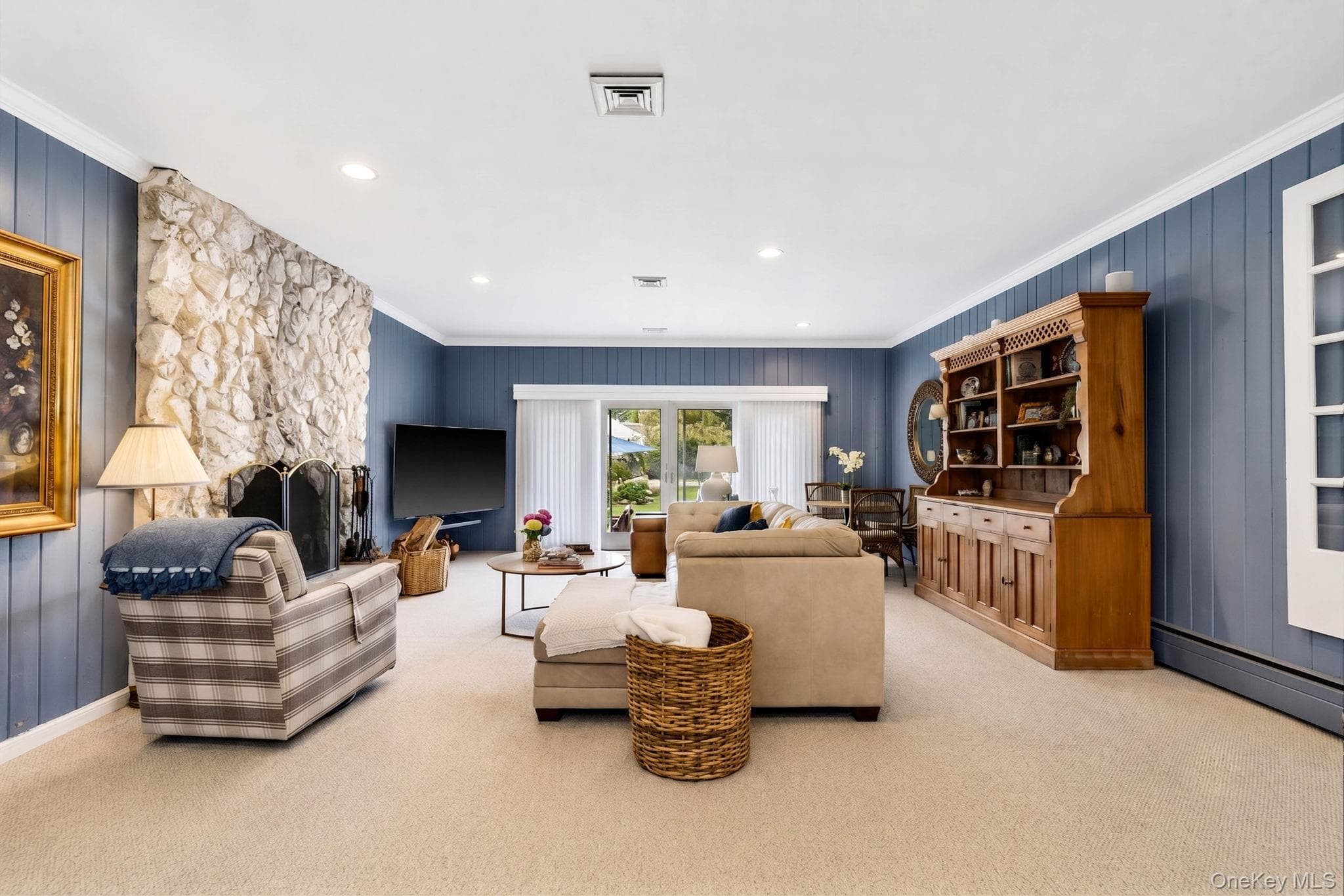 312 Riverside Drive thumbnail 12