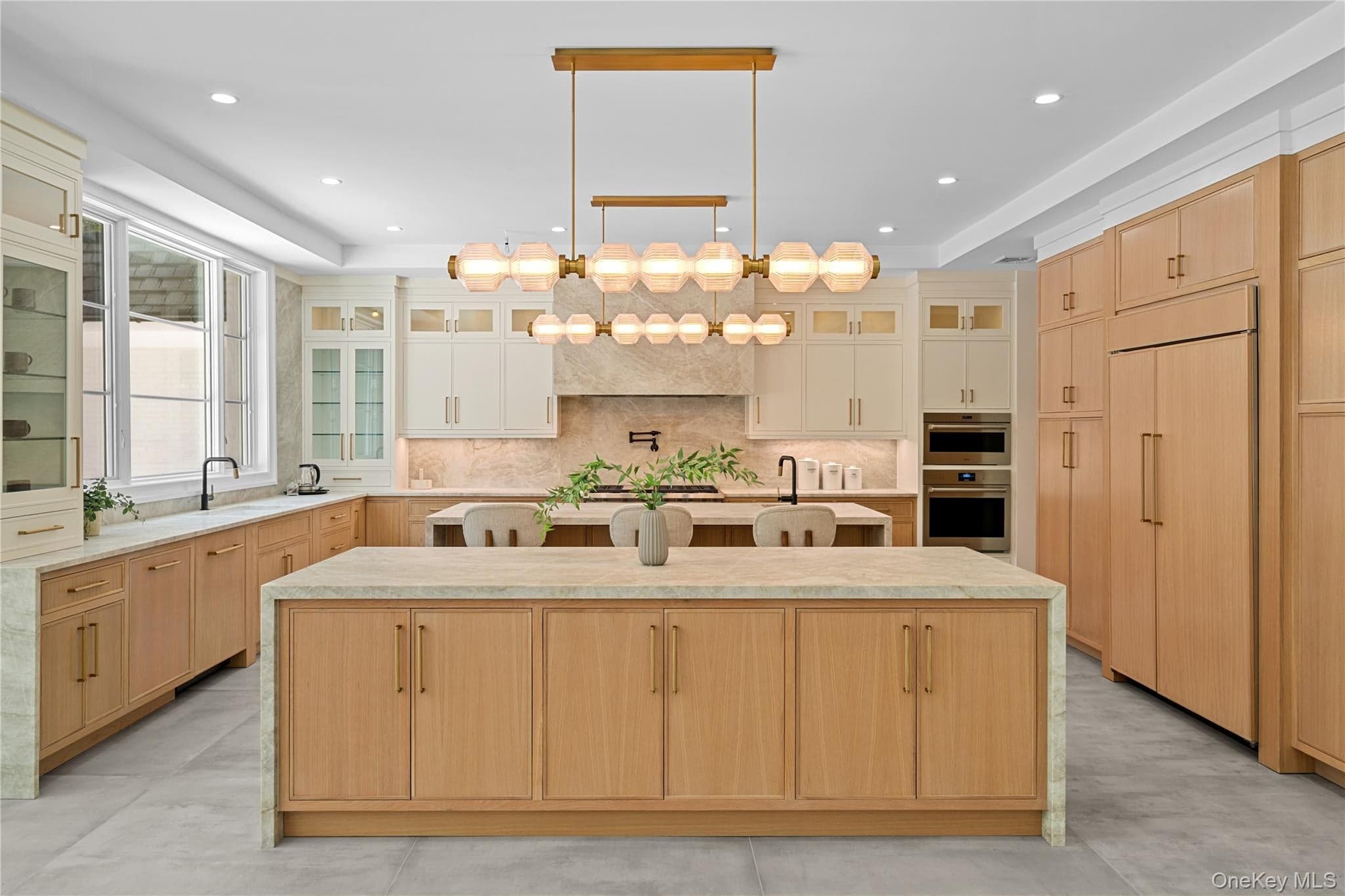 12 Quaker Ridge Drive thumbnail 16
