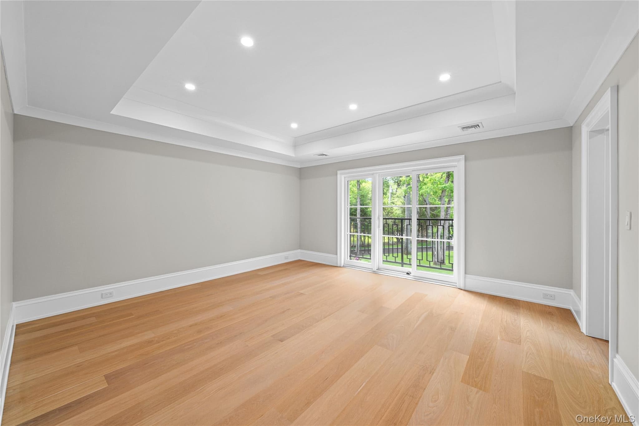 12 Quaker Ridge Drive thumbnail 36