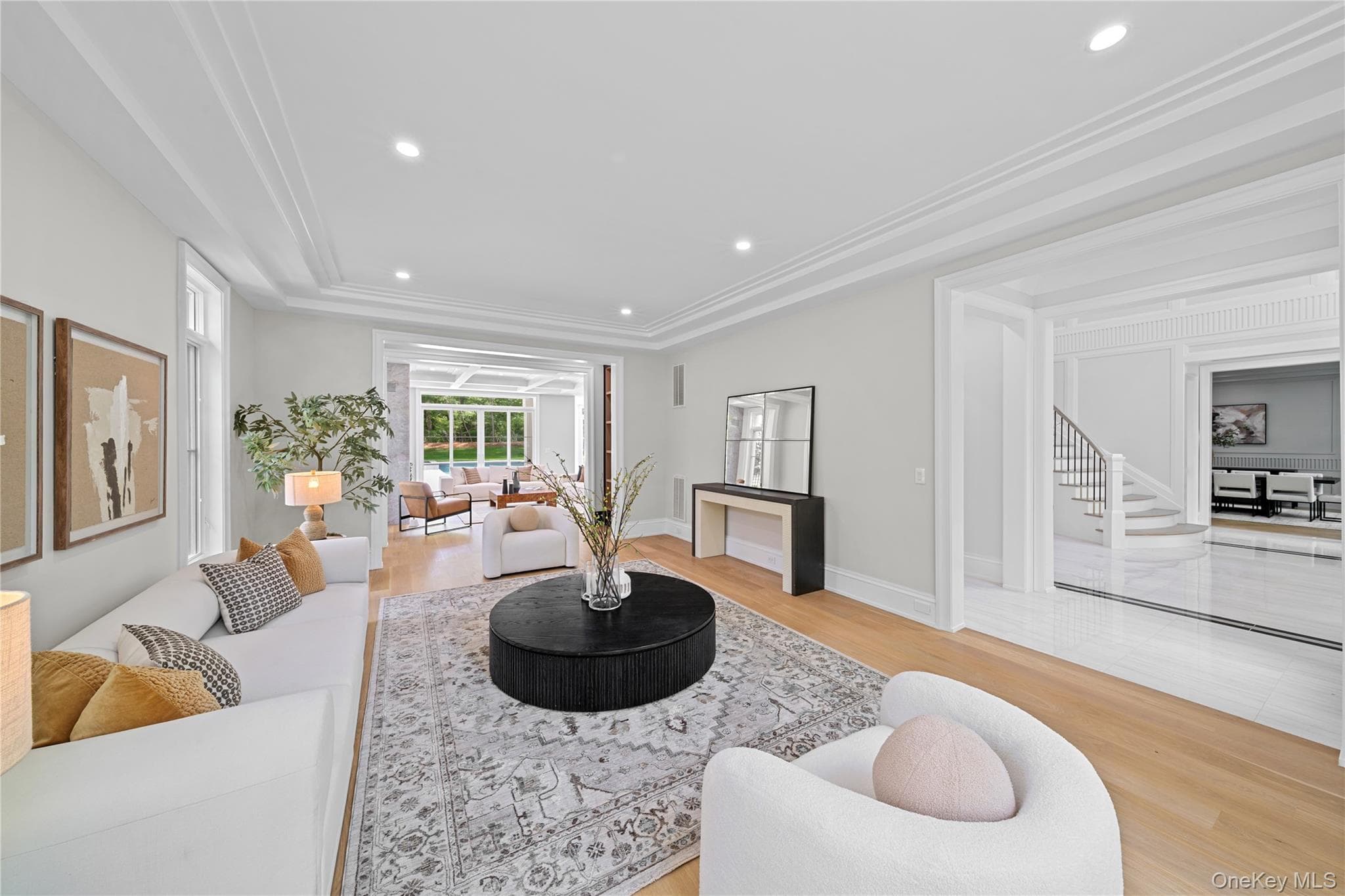 12 Quaker Ridge Drive thumbnail 9