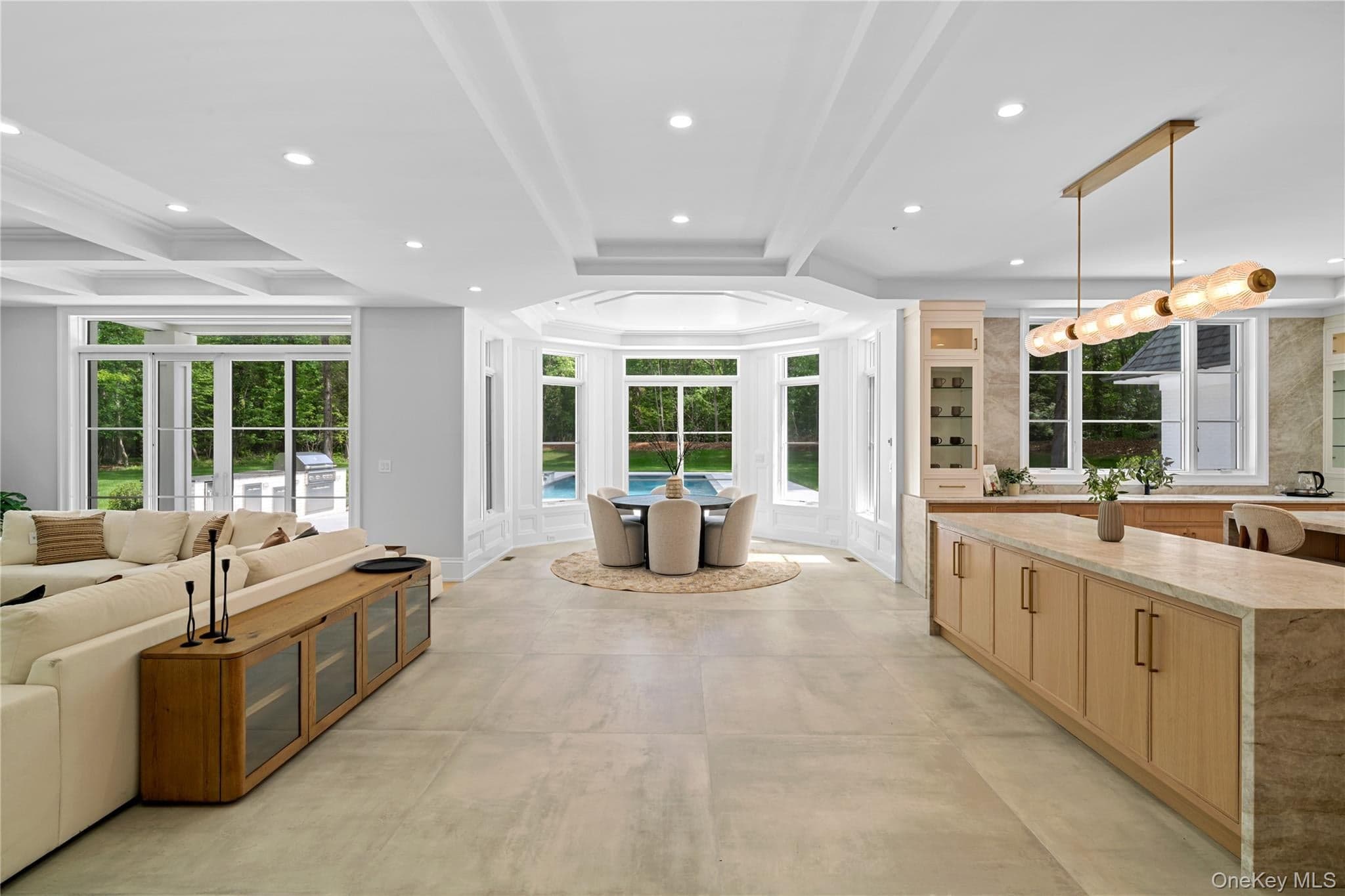 12 Quaker Ridge Drive thumbnail 15