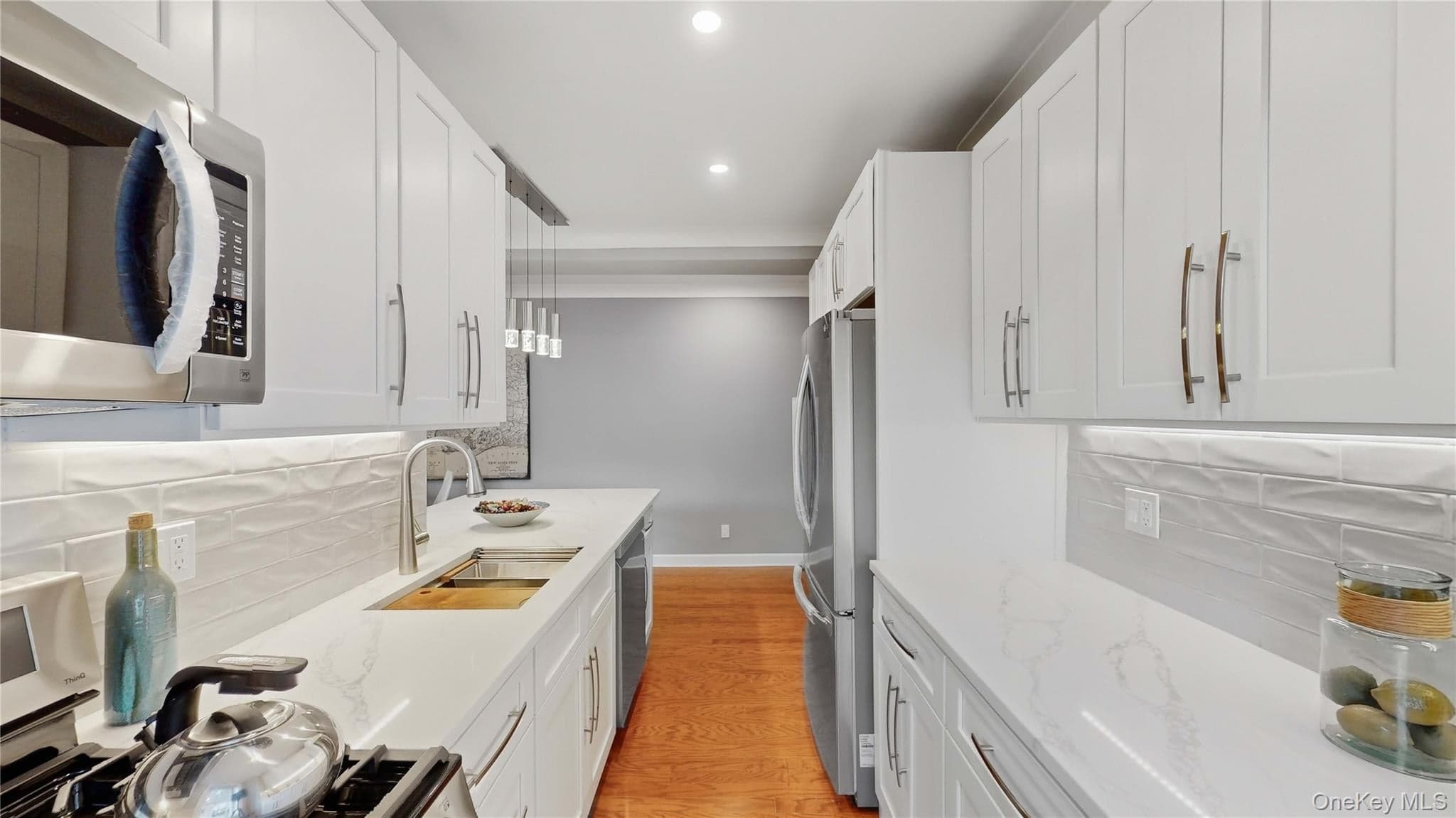1133 Midland Avenue Unit: 1C thumbnail 8